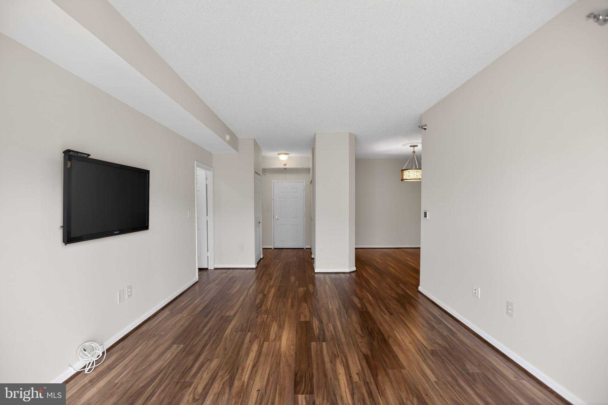 2904 N Leisure World Blvd Apt 207 photo 5