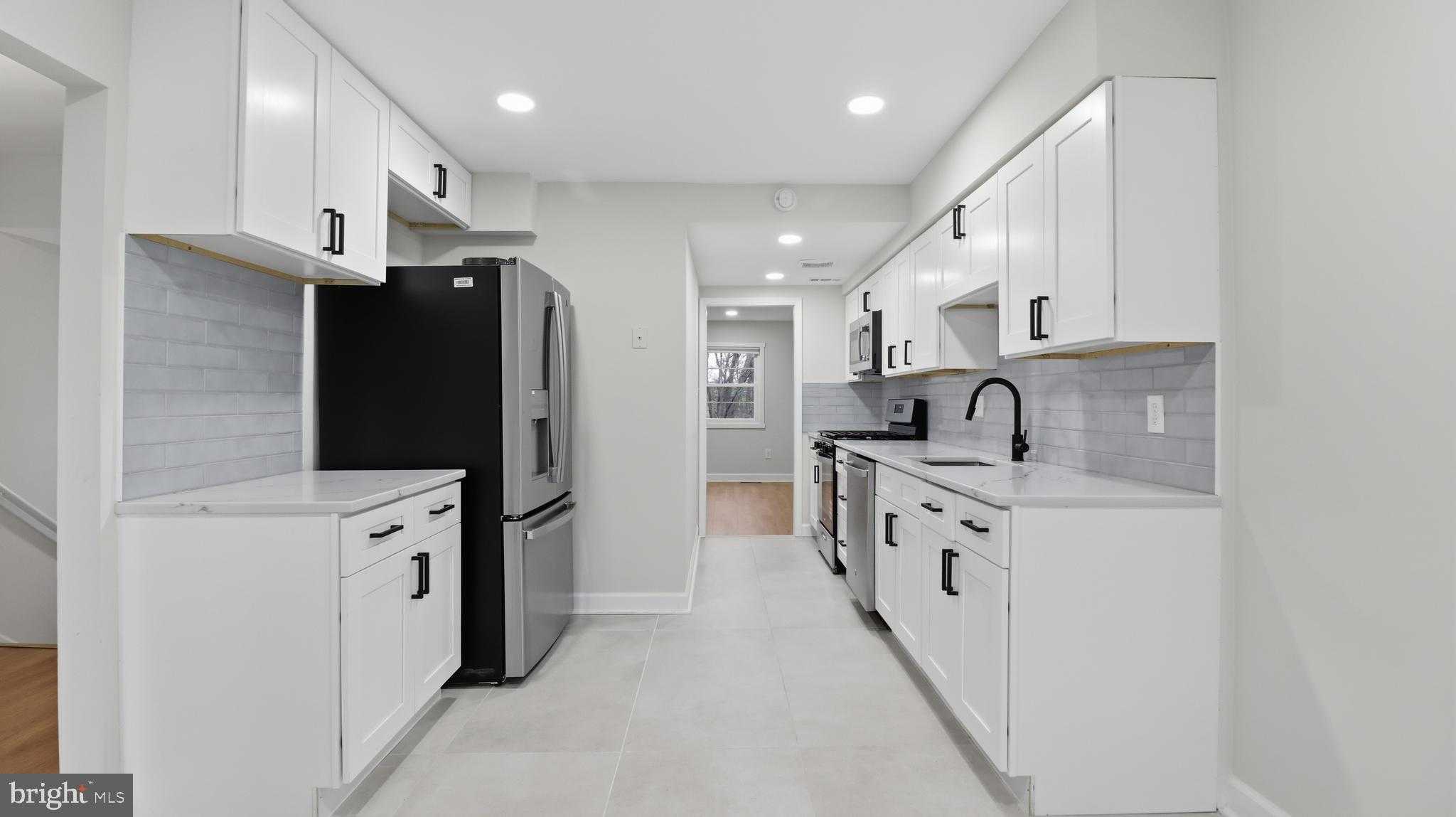 14829 Emberdale Dr photo 14