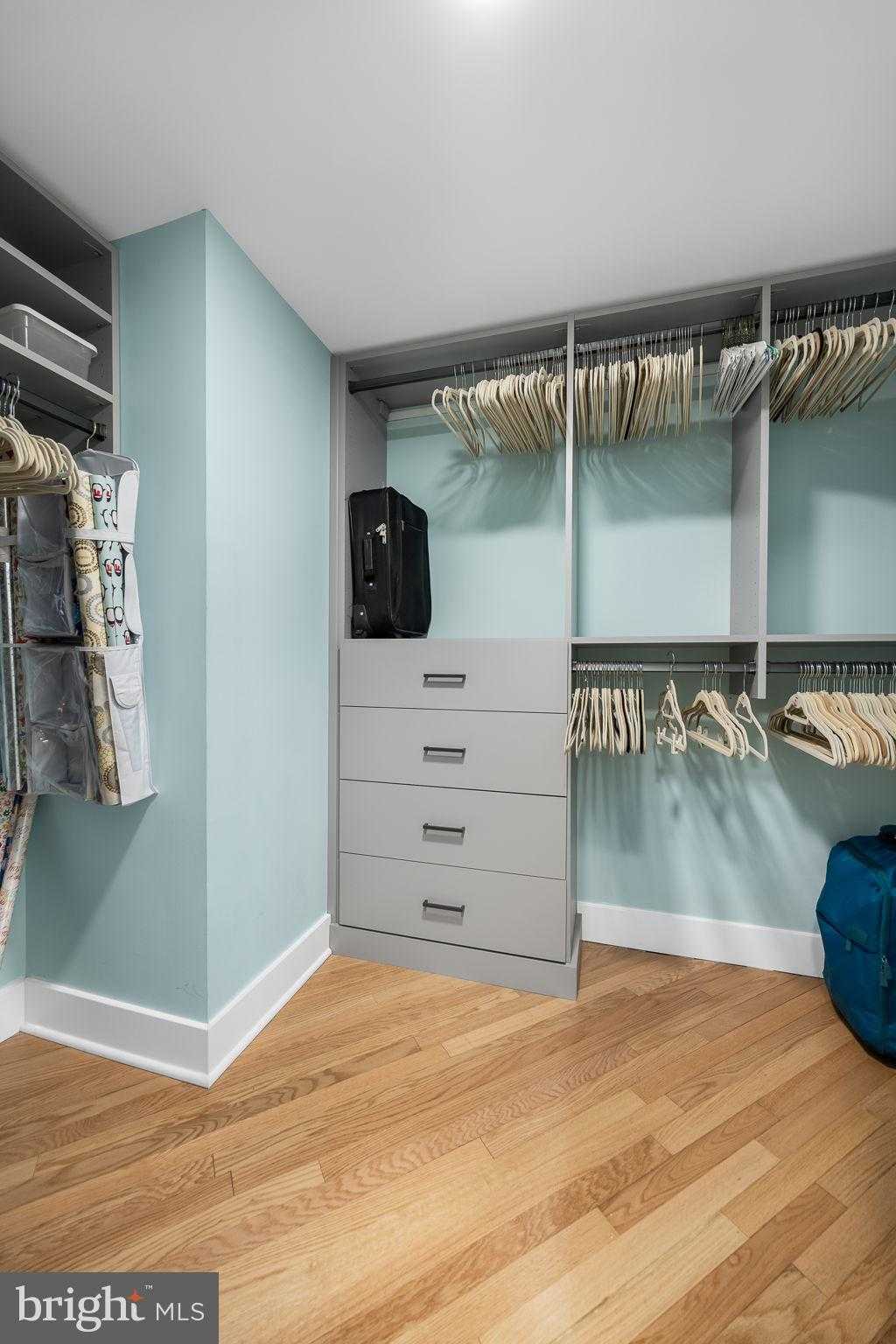 2121 Jamieson Ave photo 29