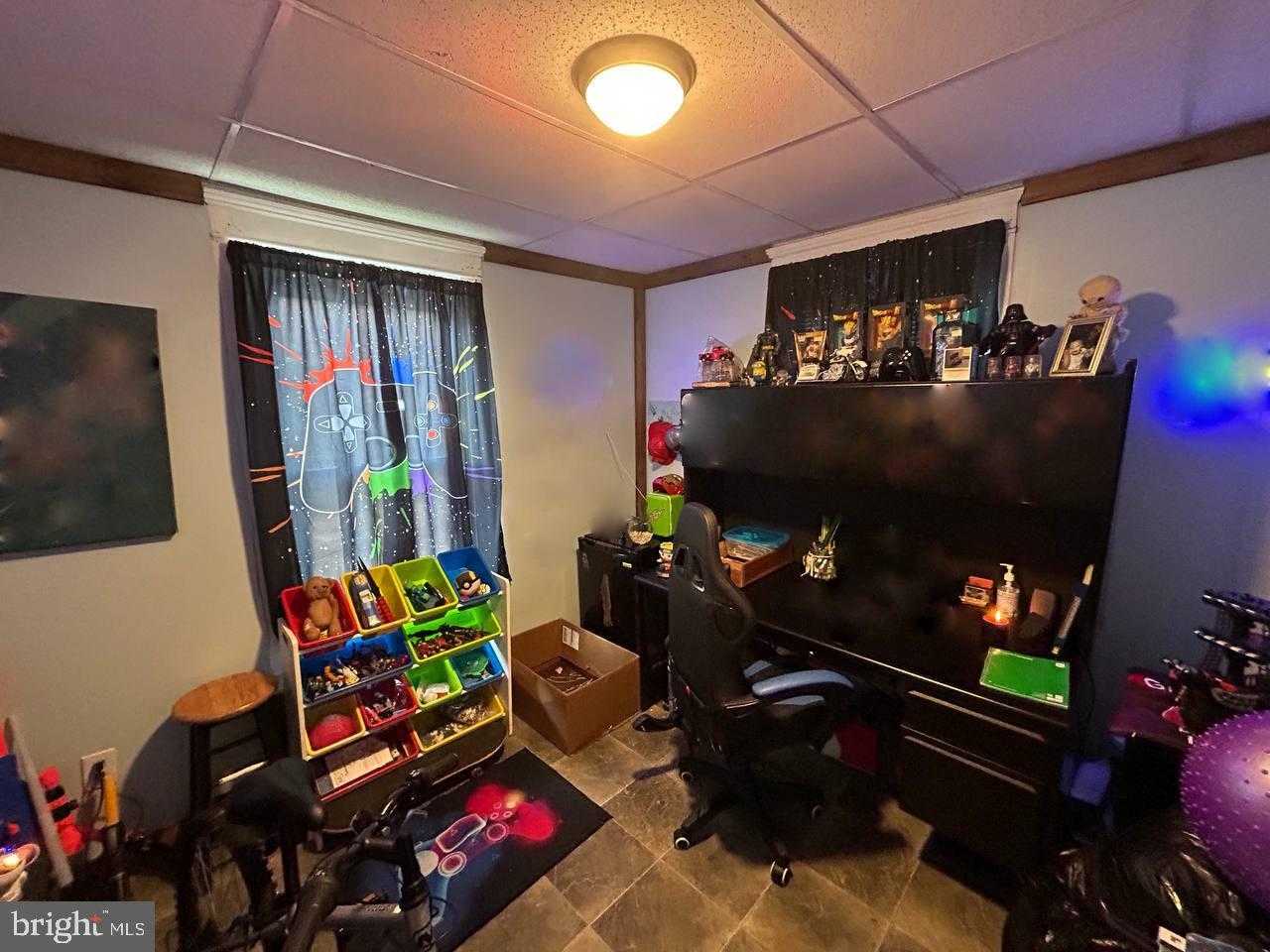 920 1st Ave photo 13