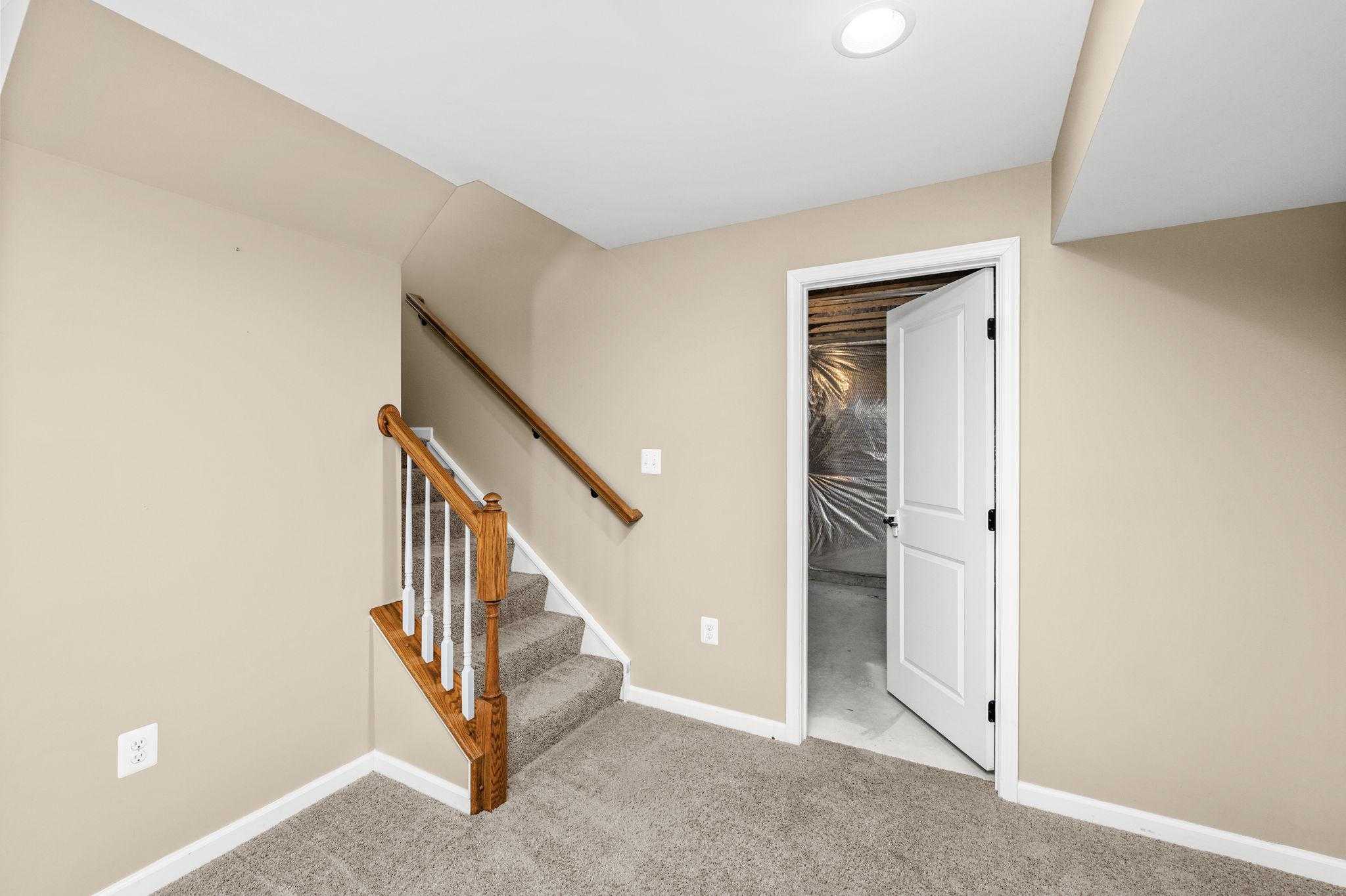 1016 Innis Dr photo 35