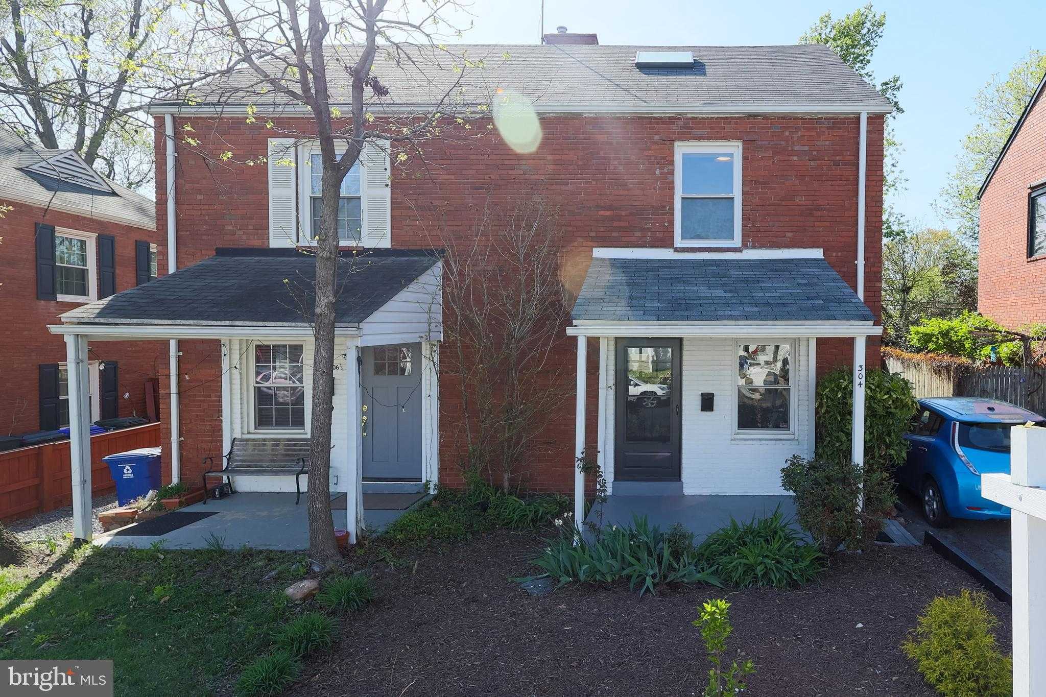 304 S Veitch St photo 2