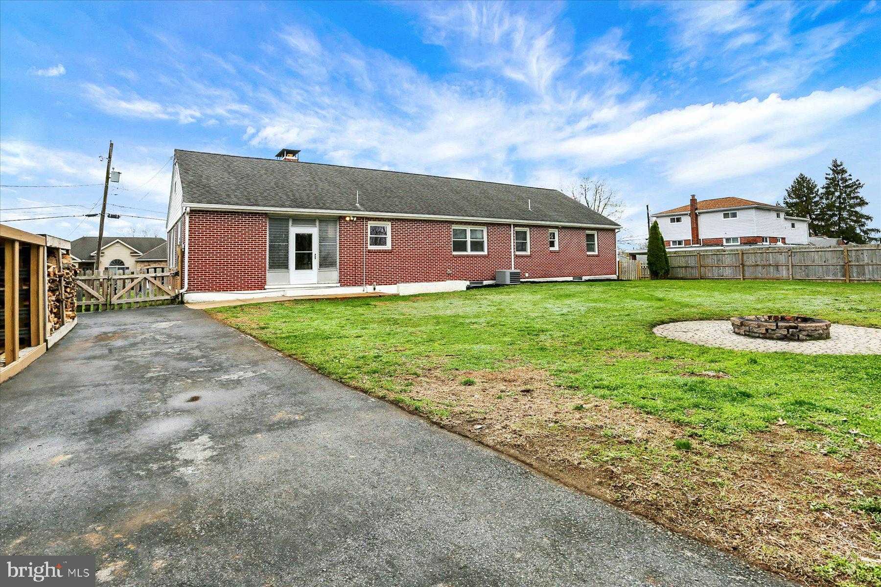 5824 Mayfair Dr photo 42