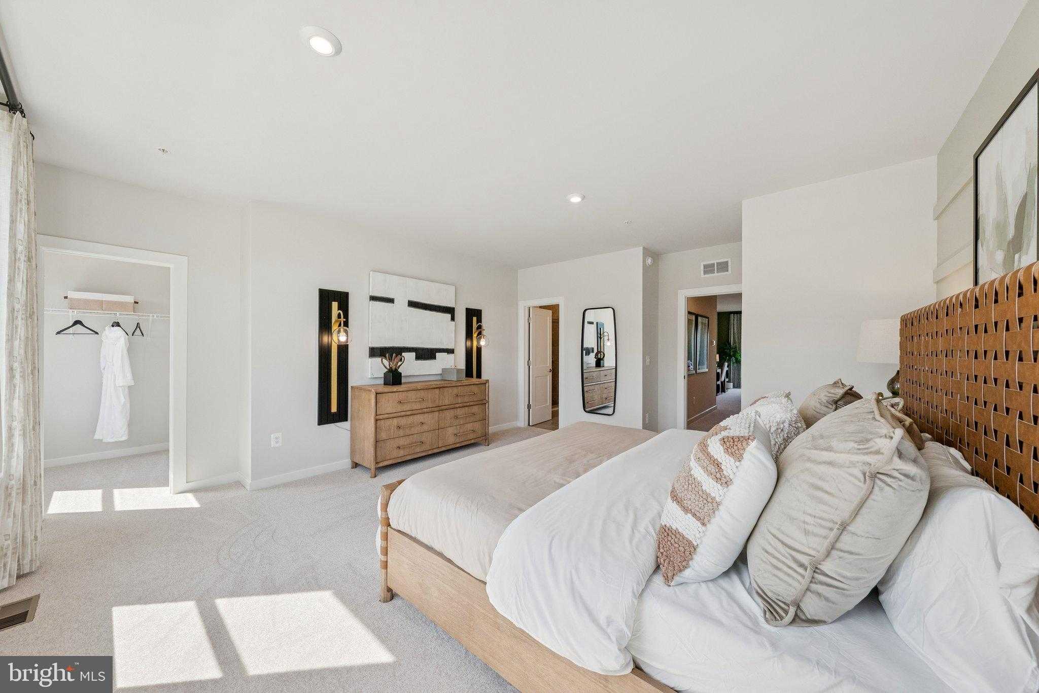 8588 Lovelace St photo 18