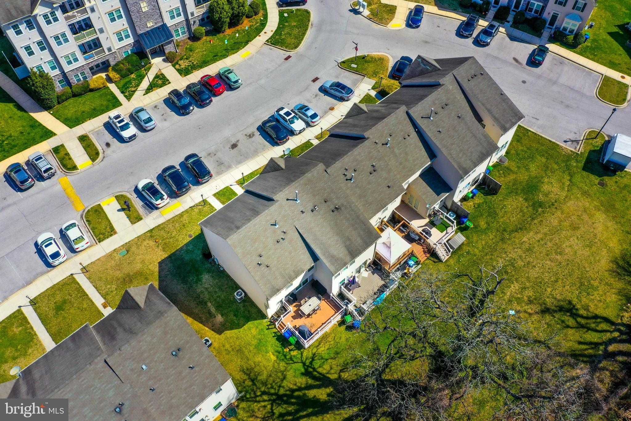 5340 Wyndholme Cir # 109 photo 34