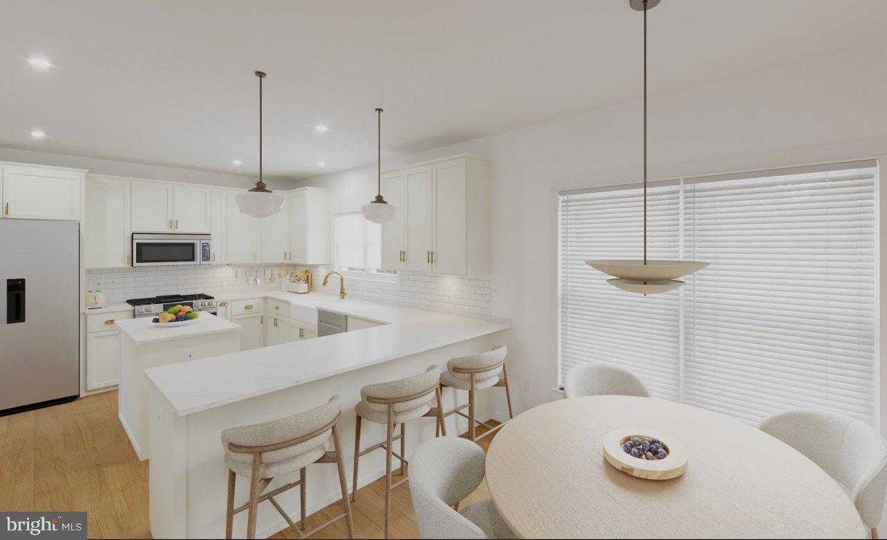 12 Jefferson St photo 3