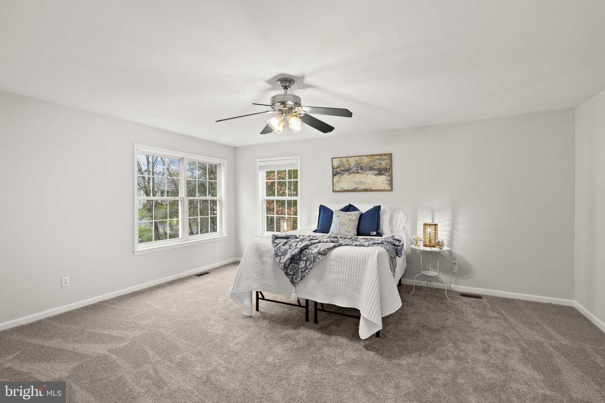 102 Fairfax Ln photo 20