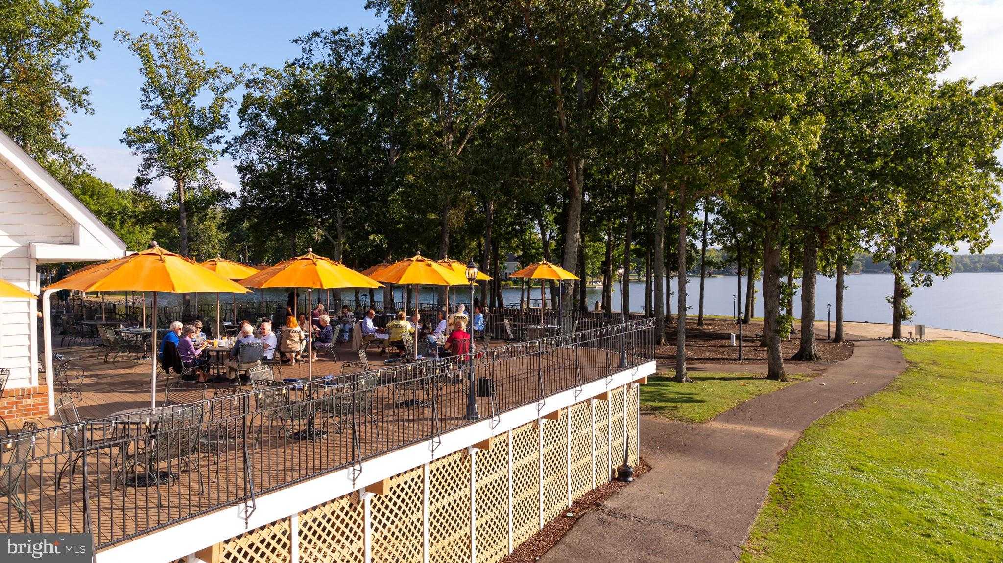 102 Fairfax Ln photo 39