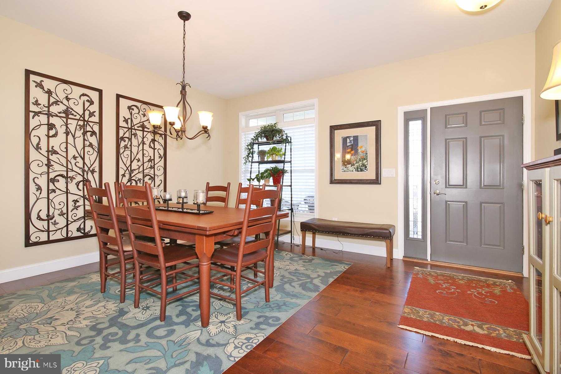 1126 Alden Way photo 9