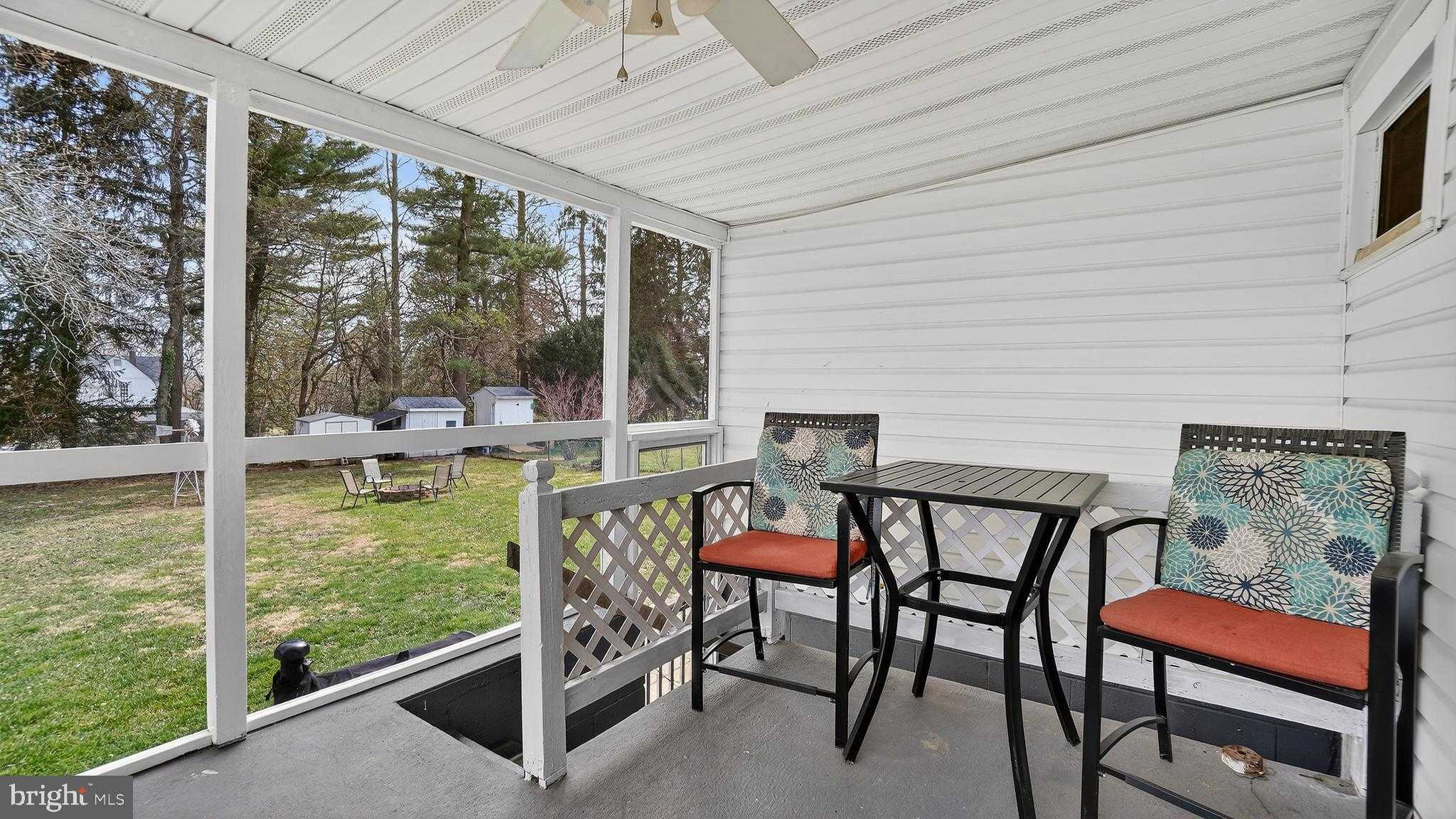 611 Beverly Rd photo 37