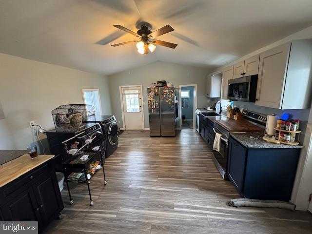 7844 Mentzer Gap Rd photo 4