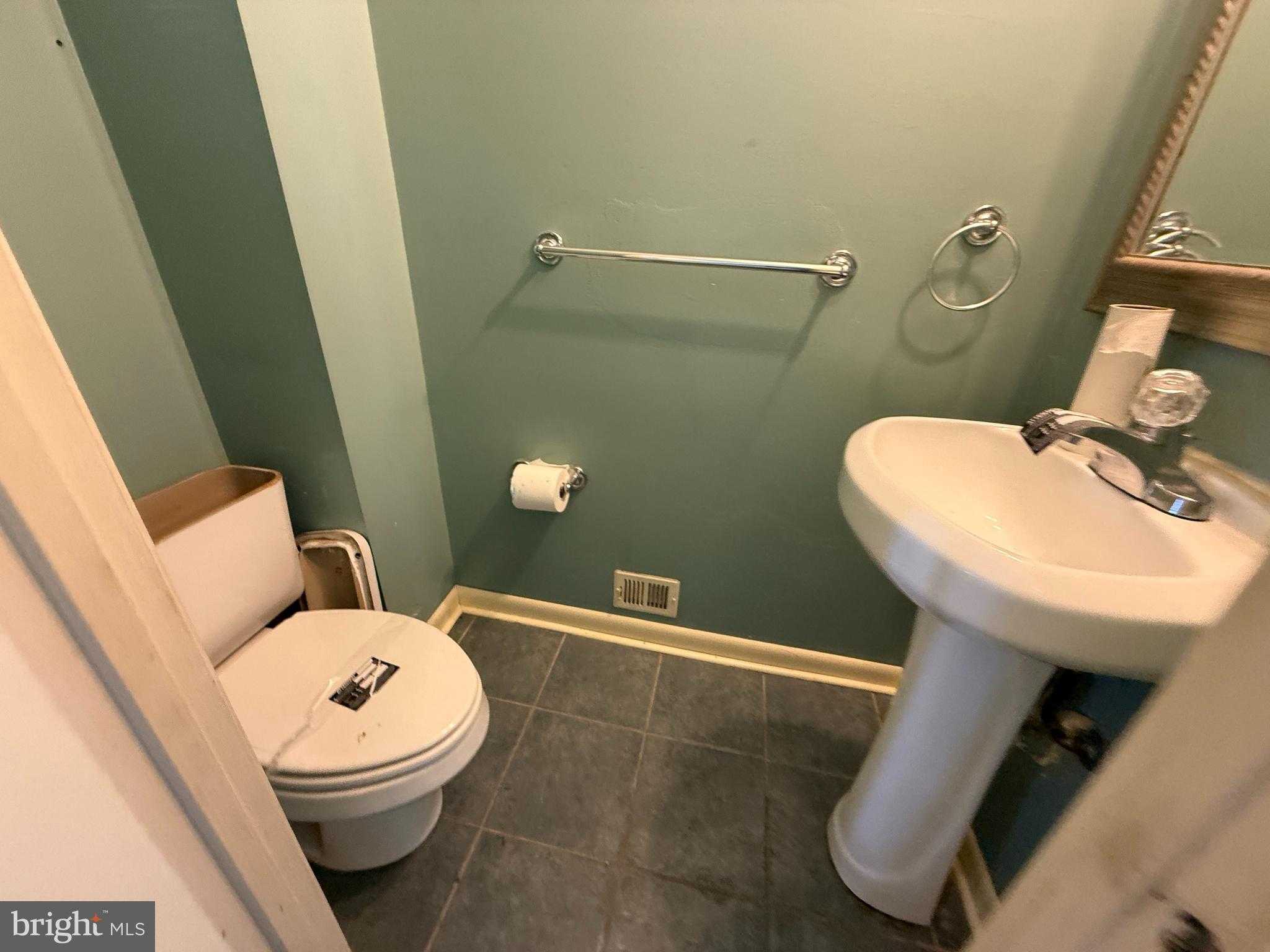 803 Bluffwood CT photo 9