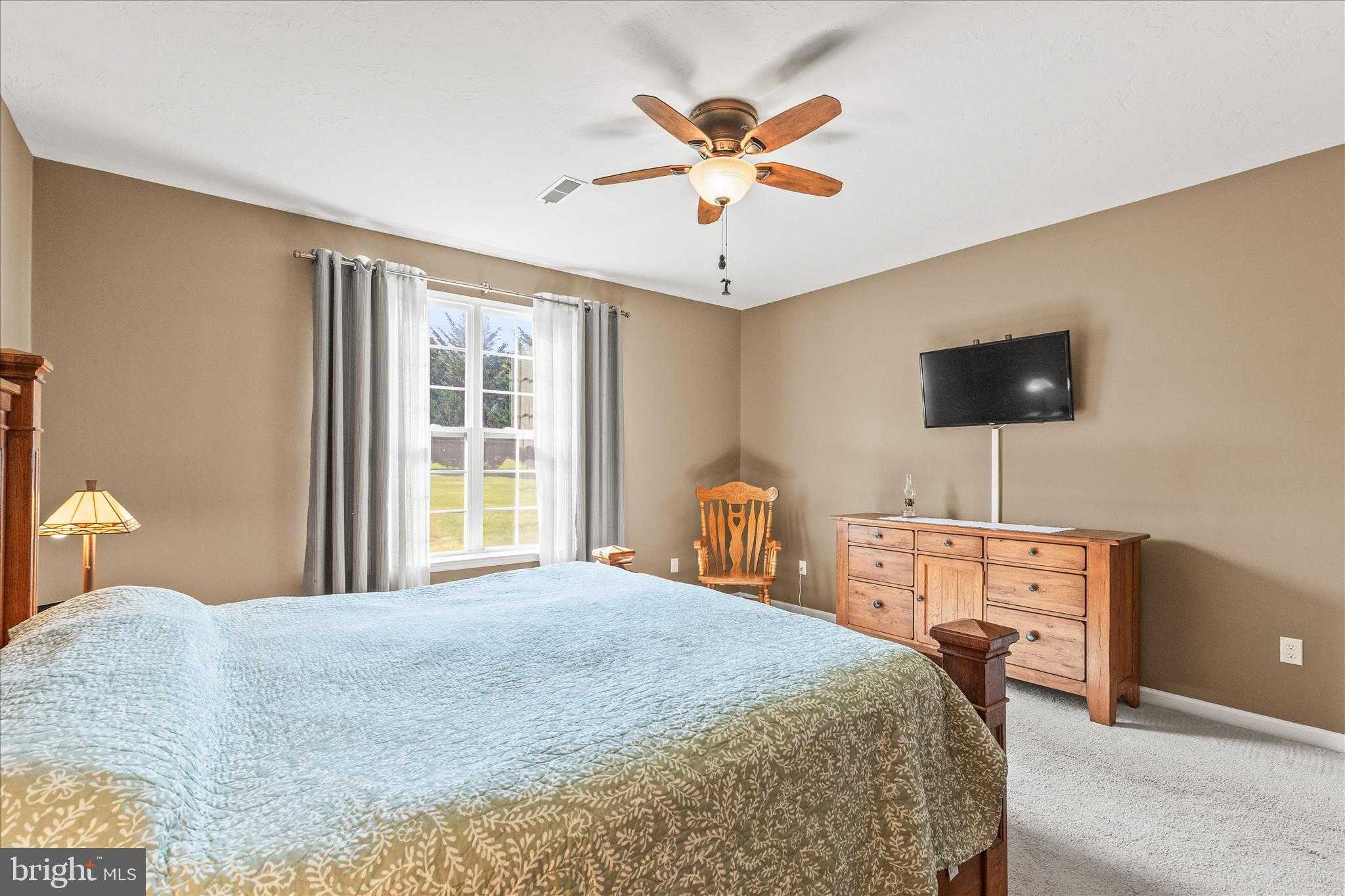 70 Dolomite Dr photo 17