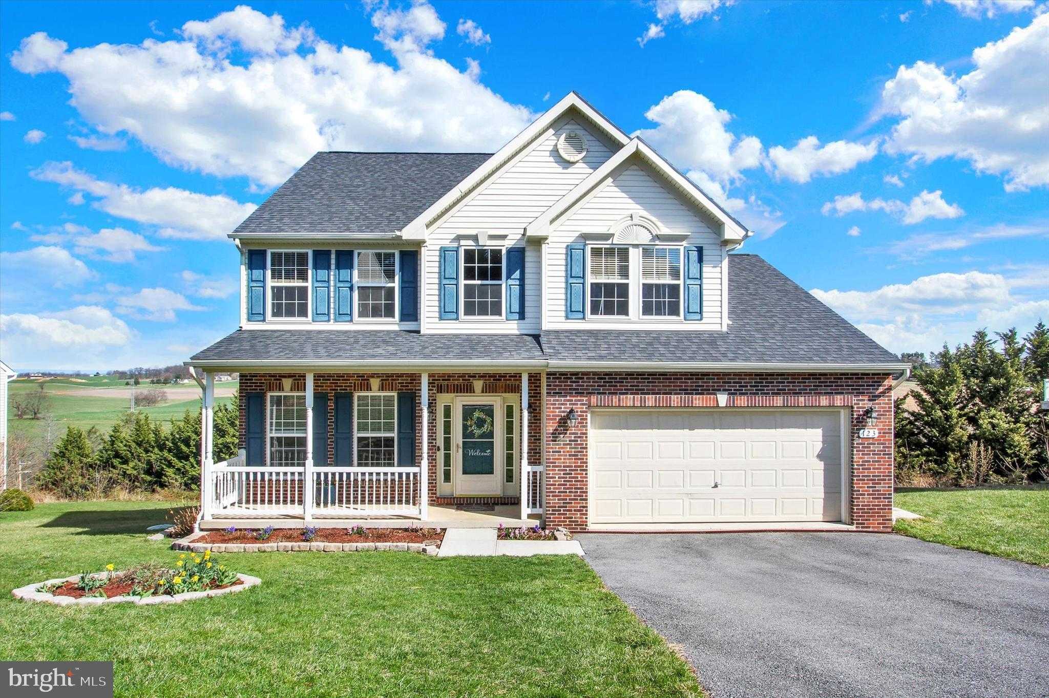 123 Colton CT photo 2