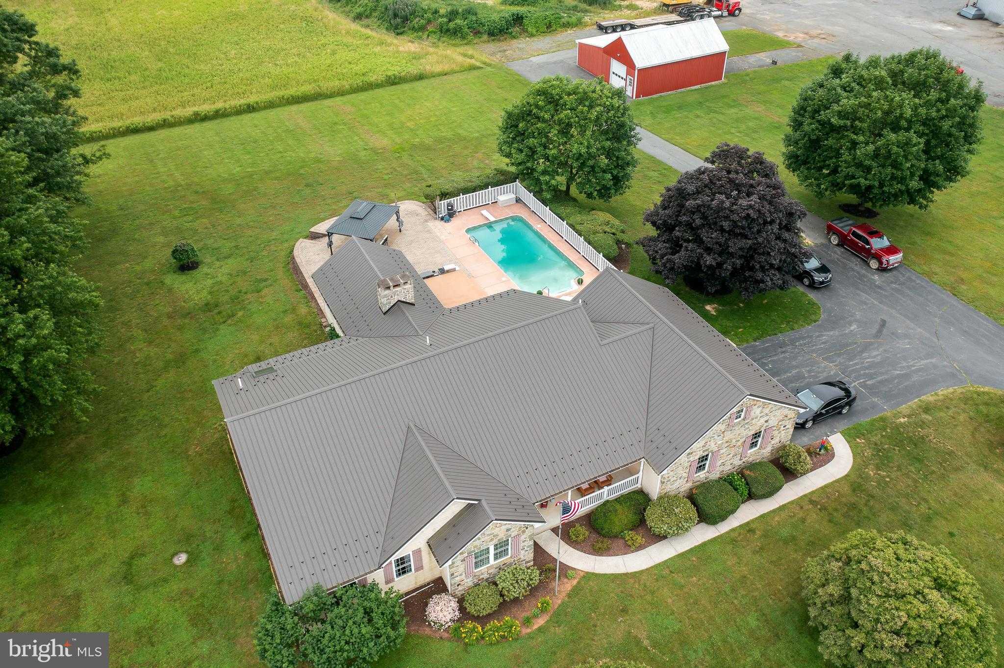 284 Little New York Rd photo 2