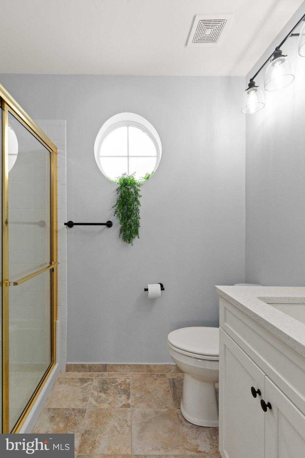 294 Canterbury Rd photo 24