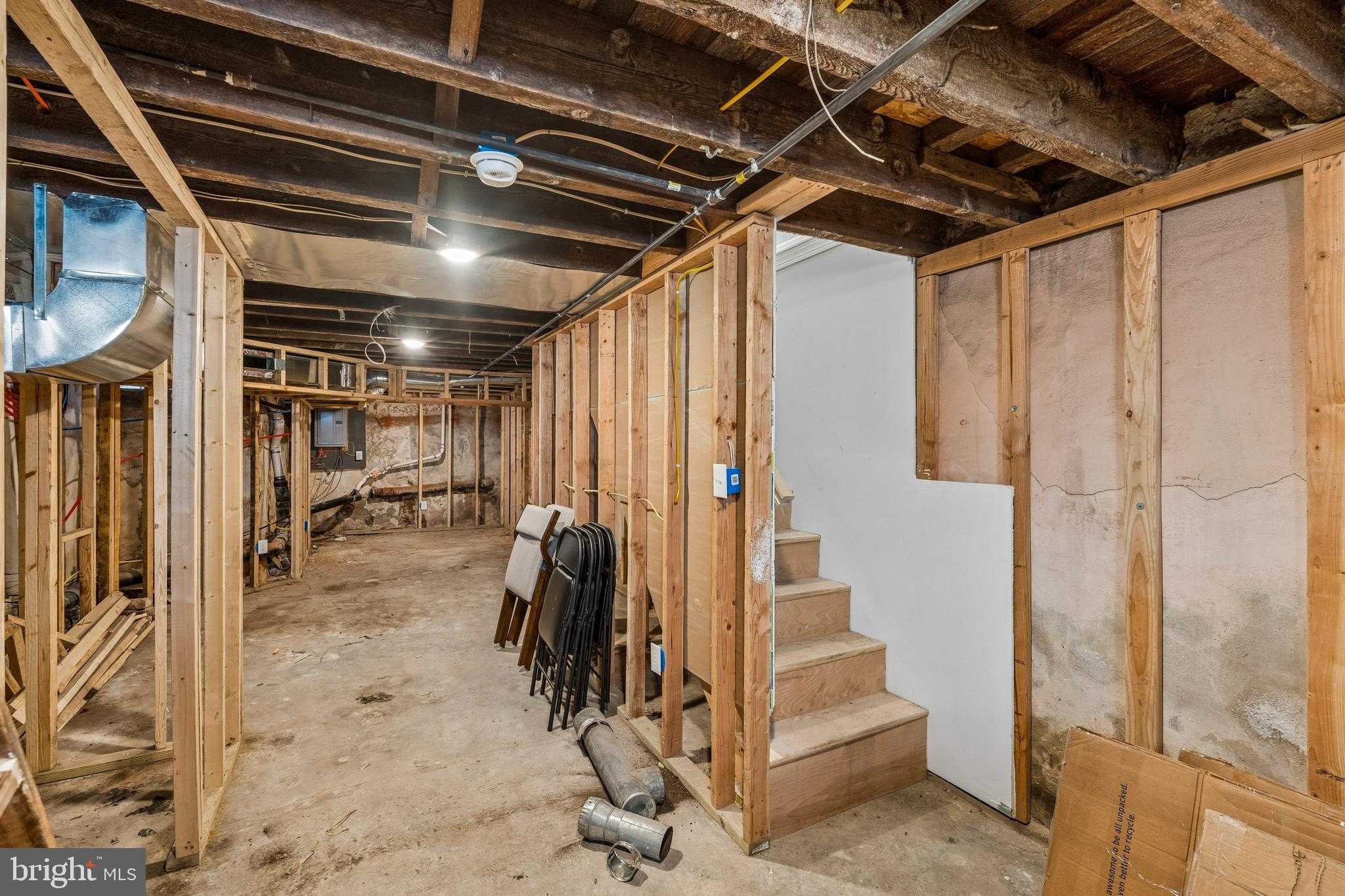 1549 N Newkirk St photo 23