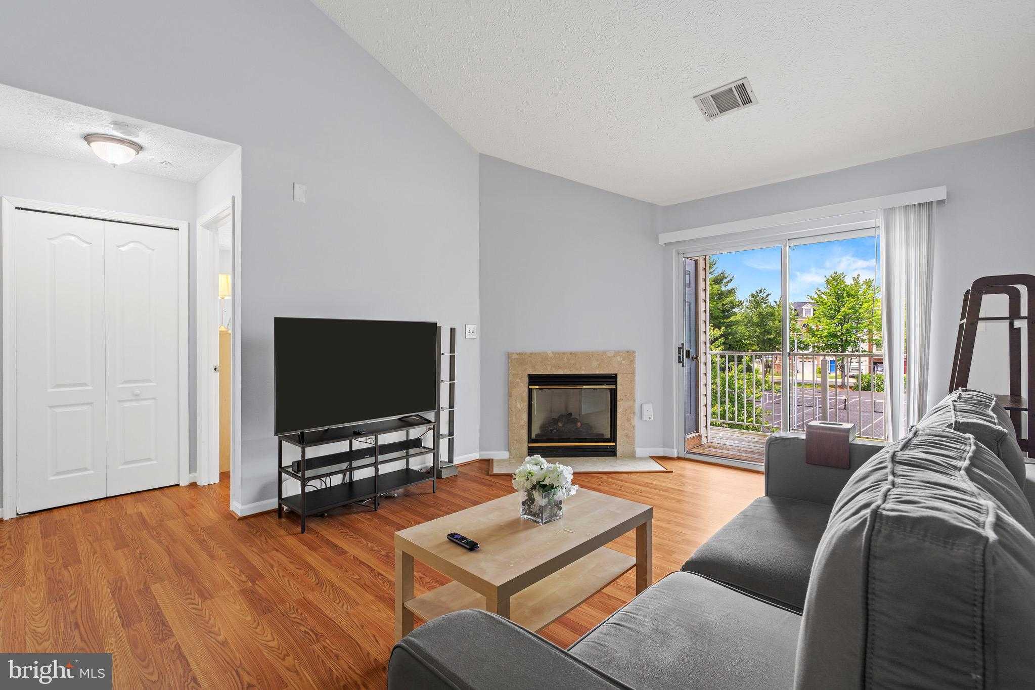 8961 Town Center Cir # 1-311, Upper Marlboro