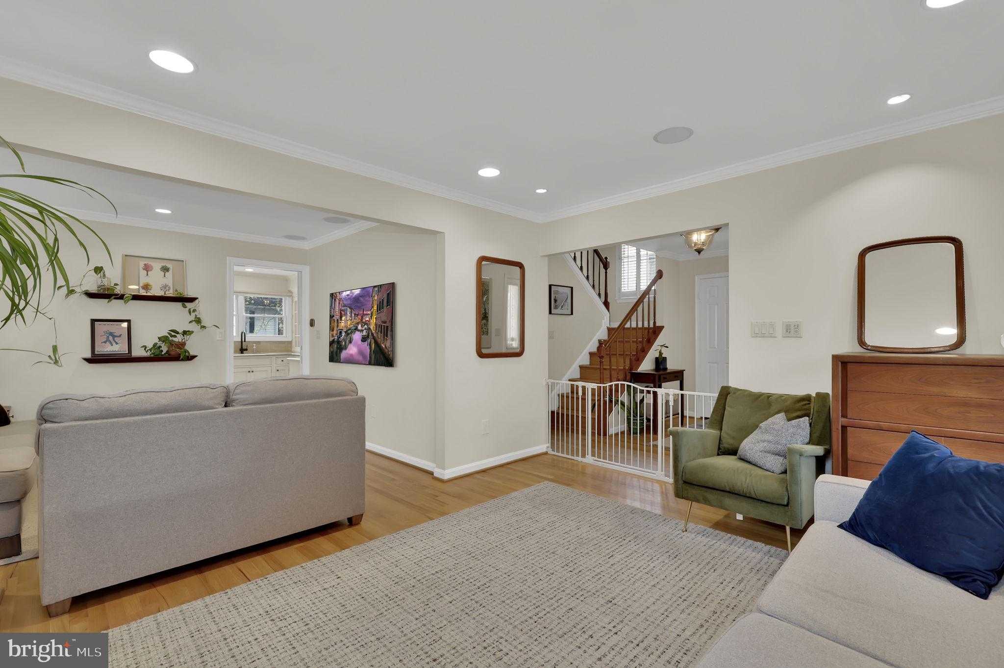 2300 Warren CT photo 10