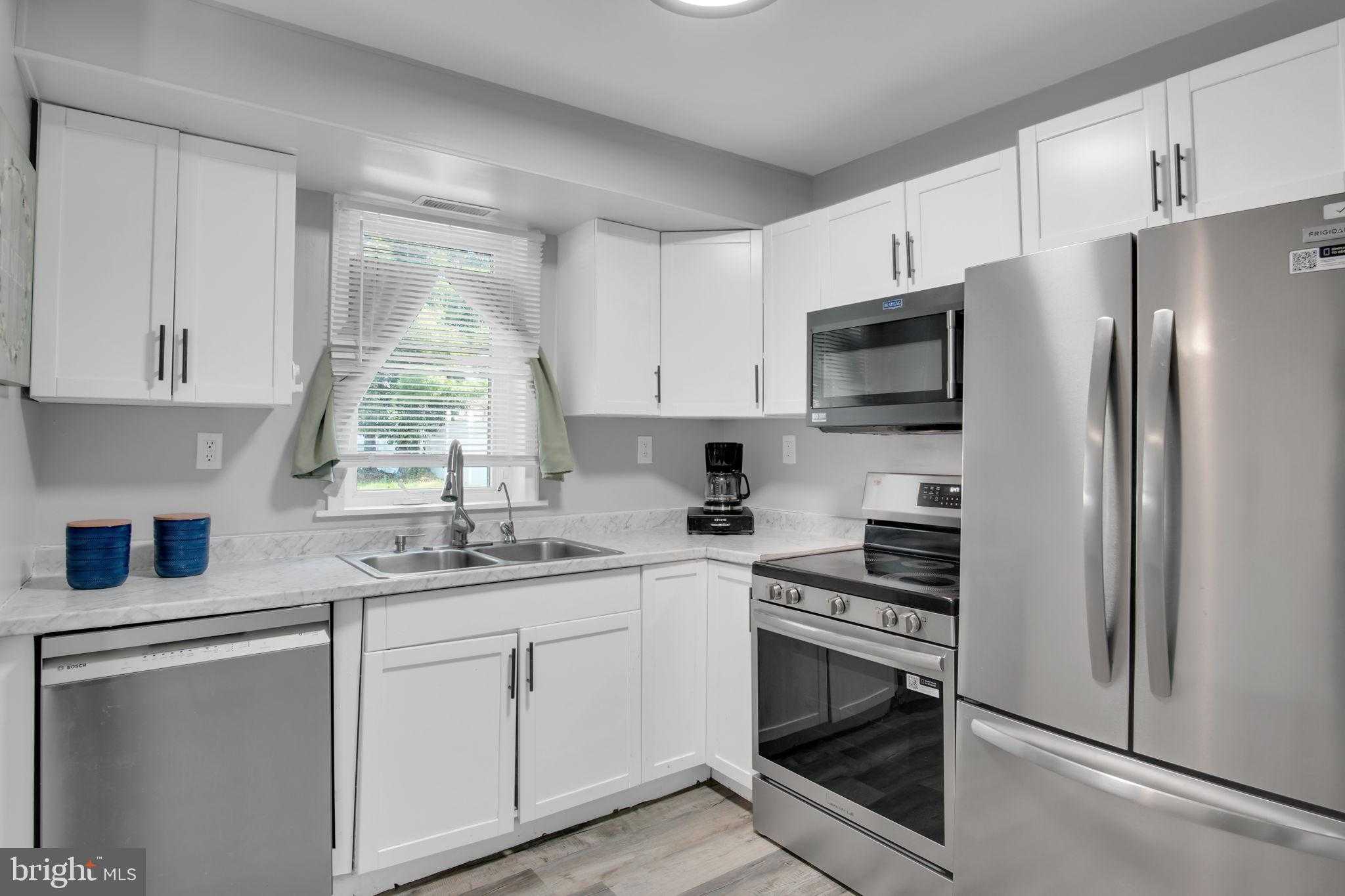 6006 Larue St photo 6