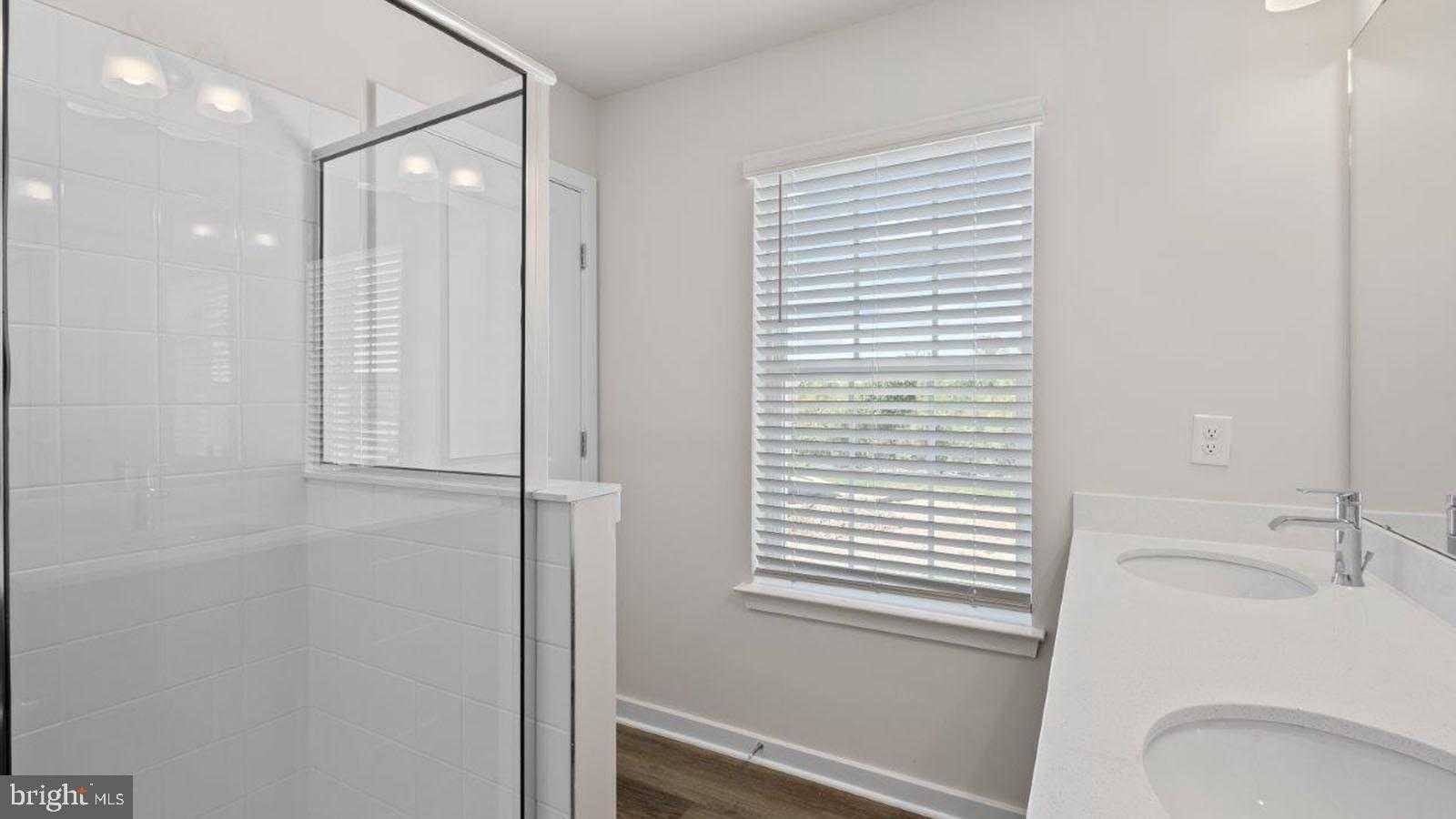 7517 Silver Thread Way photo 24