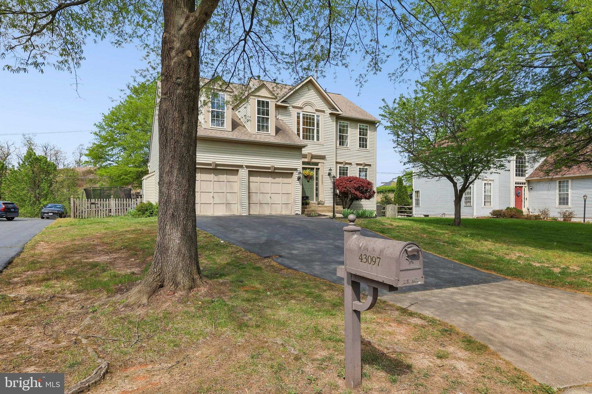 43097 Binkley Cir photo 2