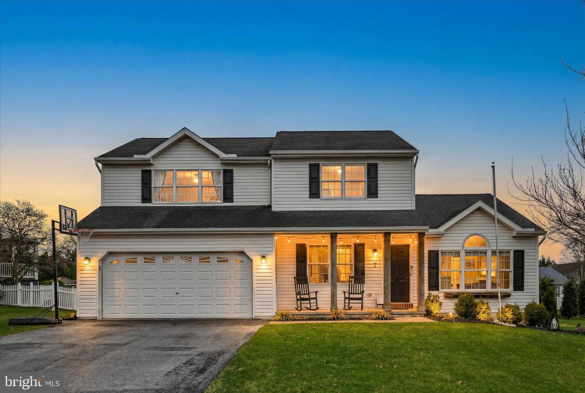 7 N Butterfly Dr photo 2