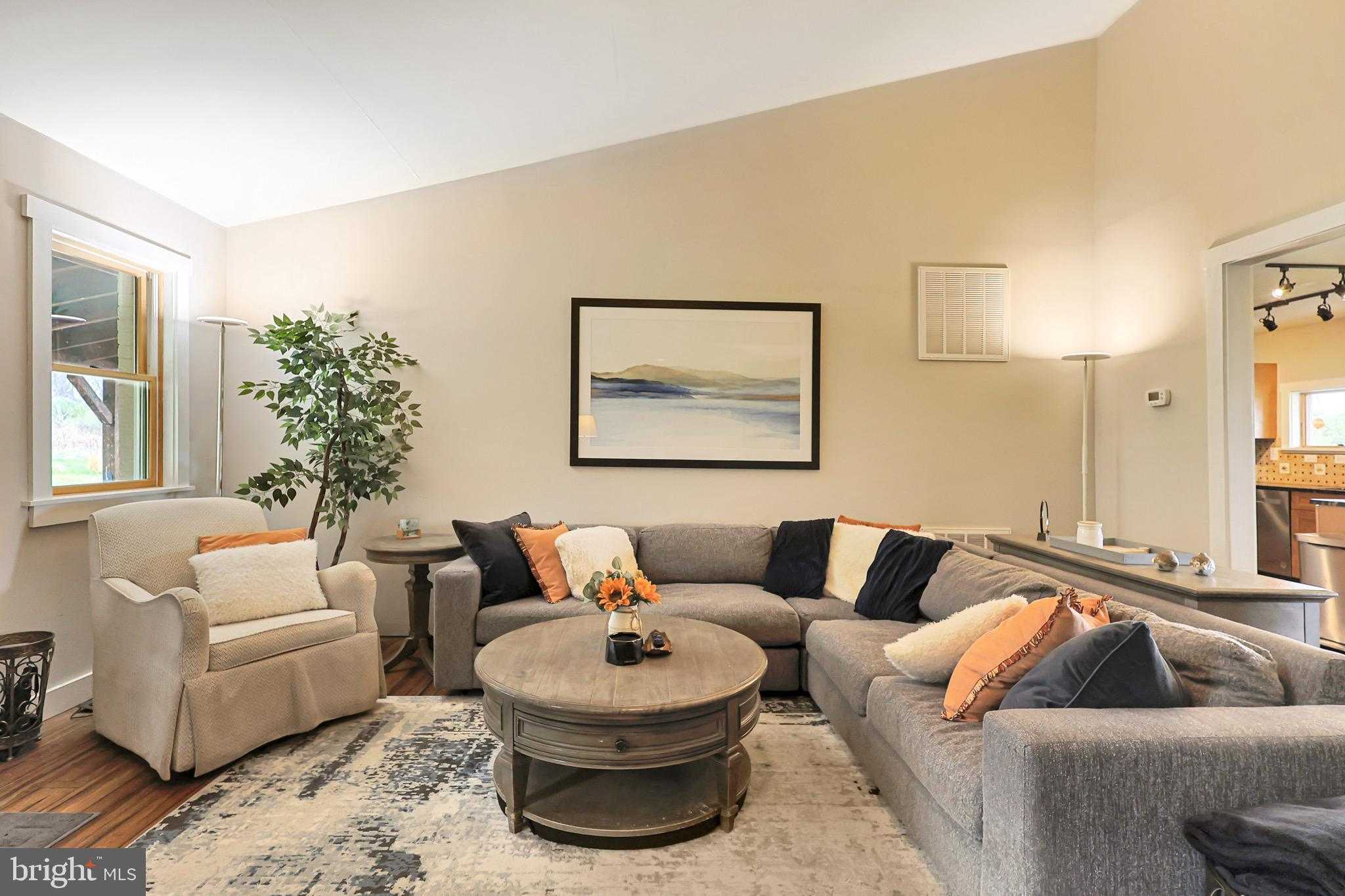 470 Brill Ln photo 9