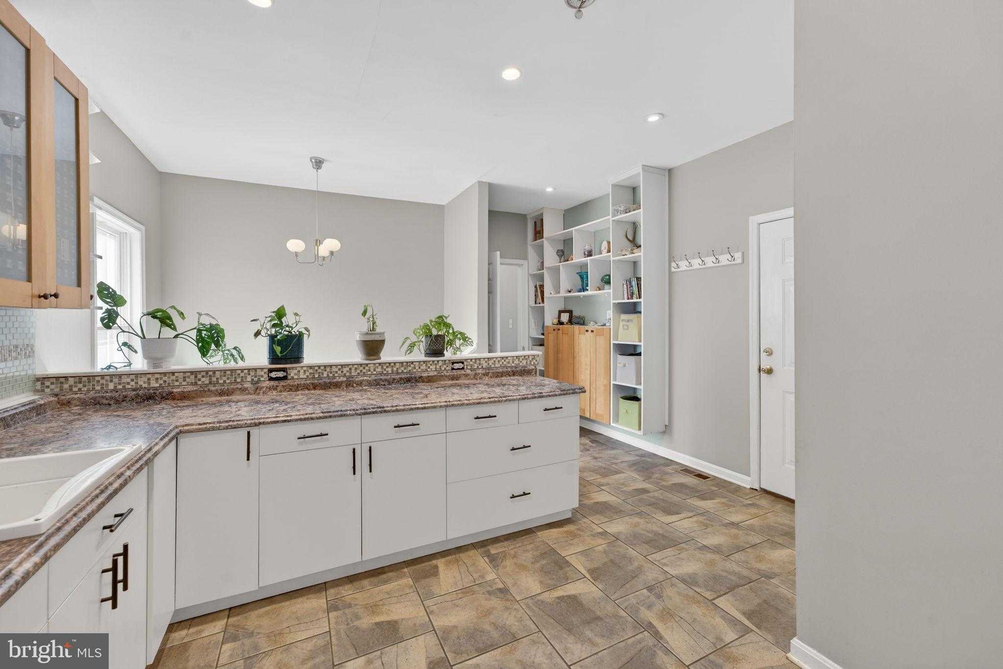 7453 Opal Rd photo 16