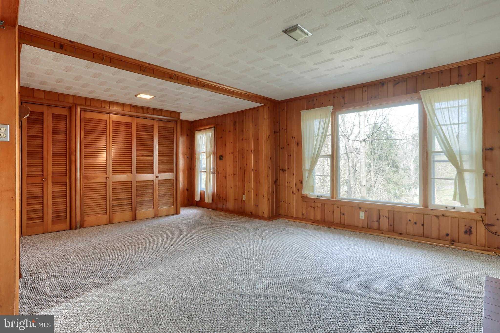 359 E Granada Ave photo 20