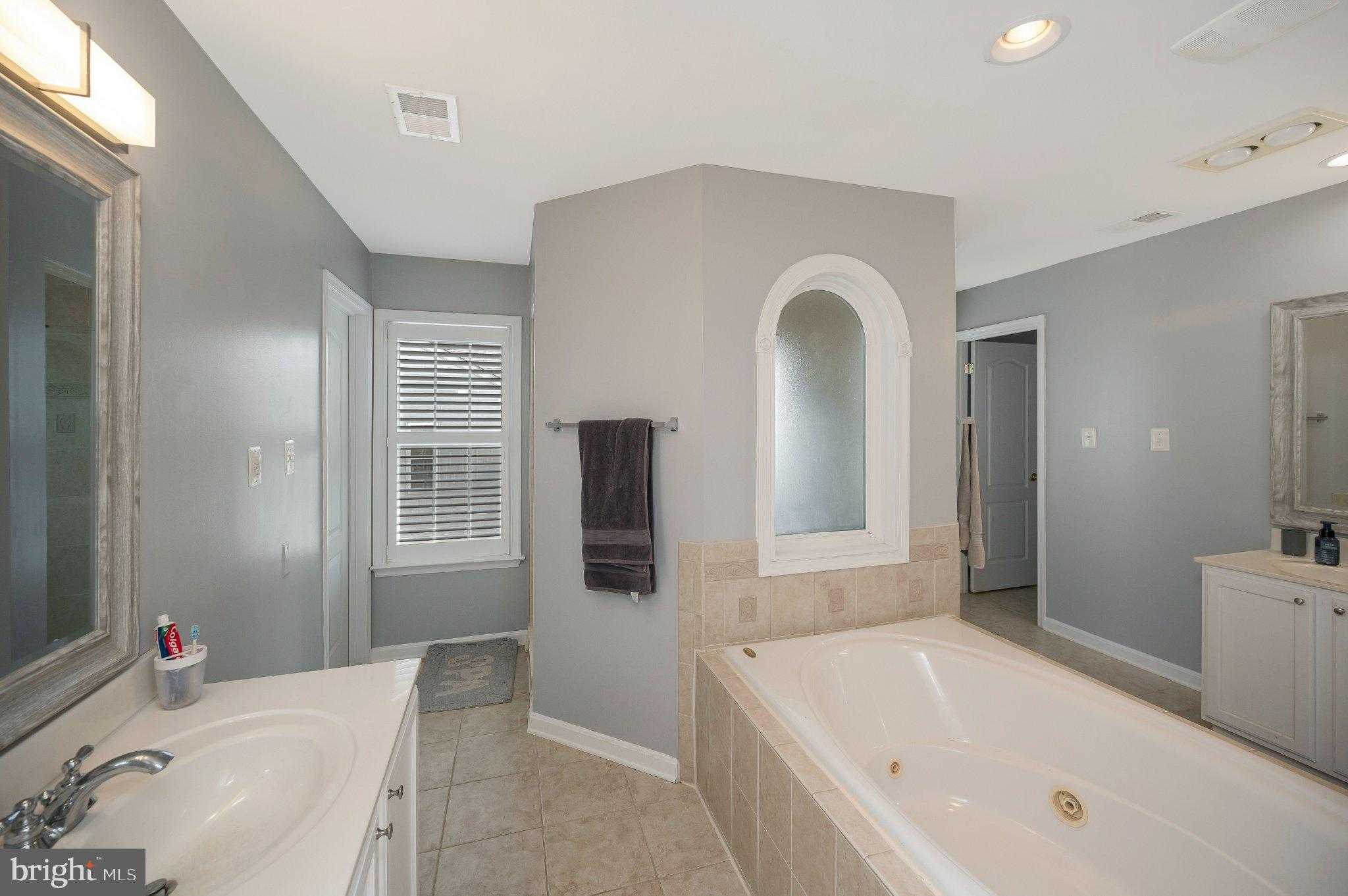 10403 Breckenridge Dr photo 43