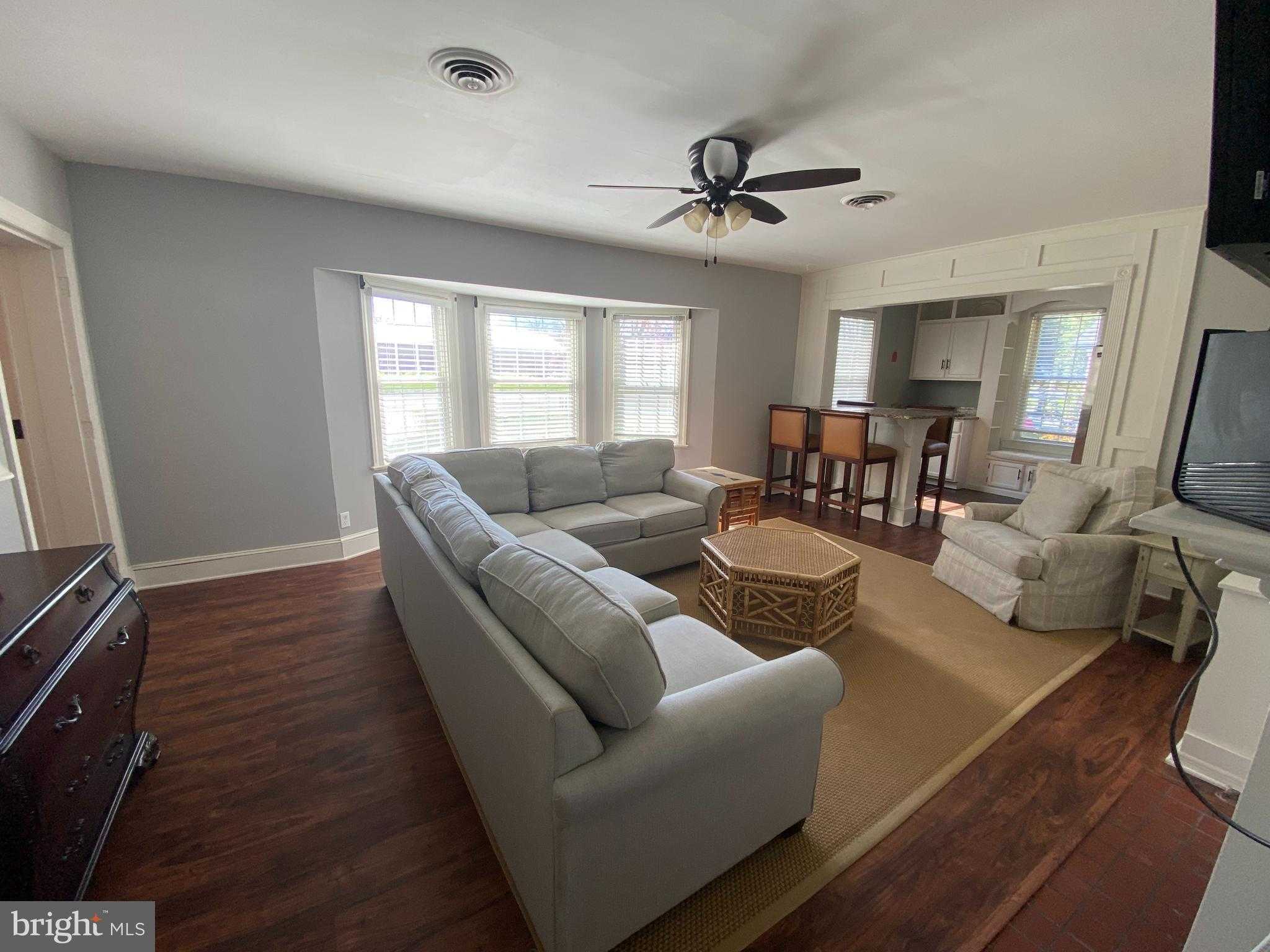 205 Somerset Ave photo 21