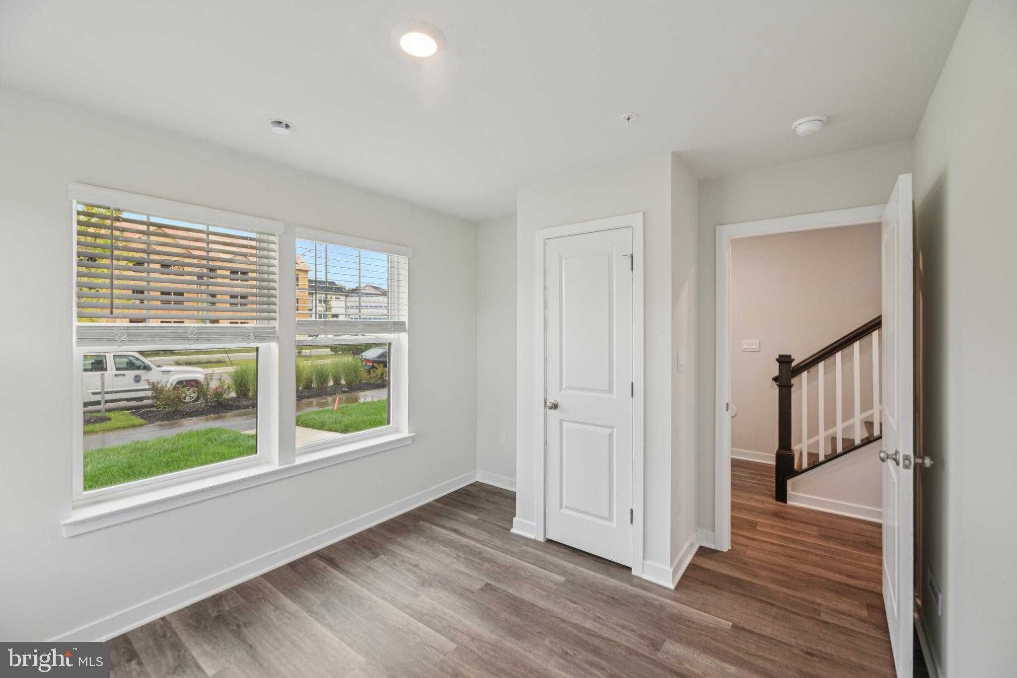 7436 Calm Retreat Blvd photo 13