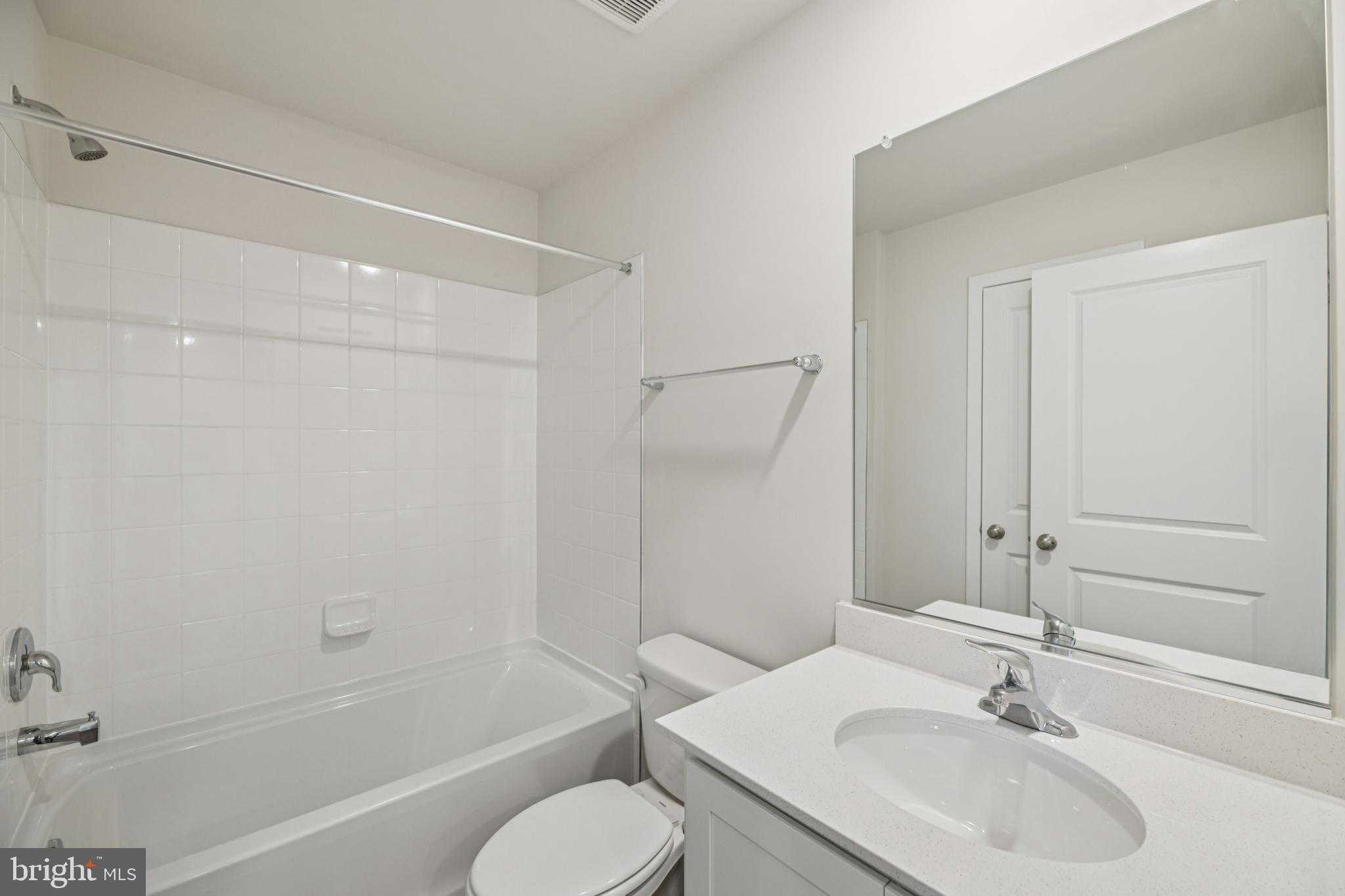 7436 Calm Retreat Blvd photo 25