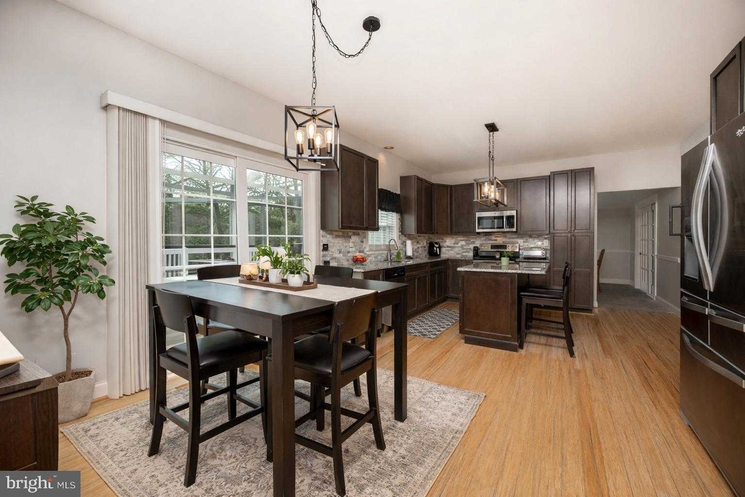 608 Nancy Jane Ln photo 4