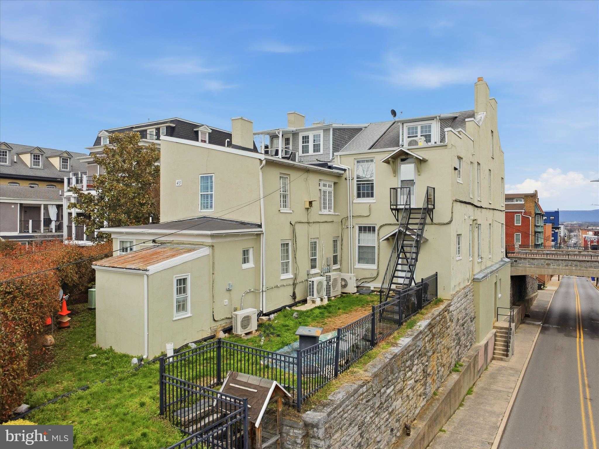 43 S Prospect St Apt 7 photo 7