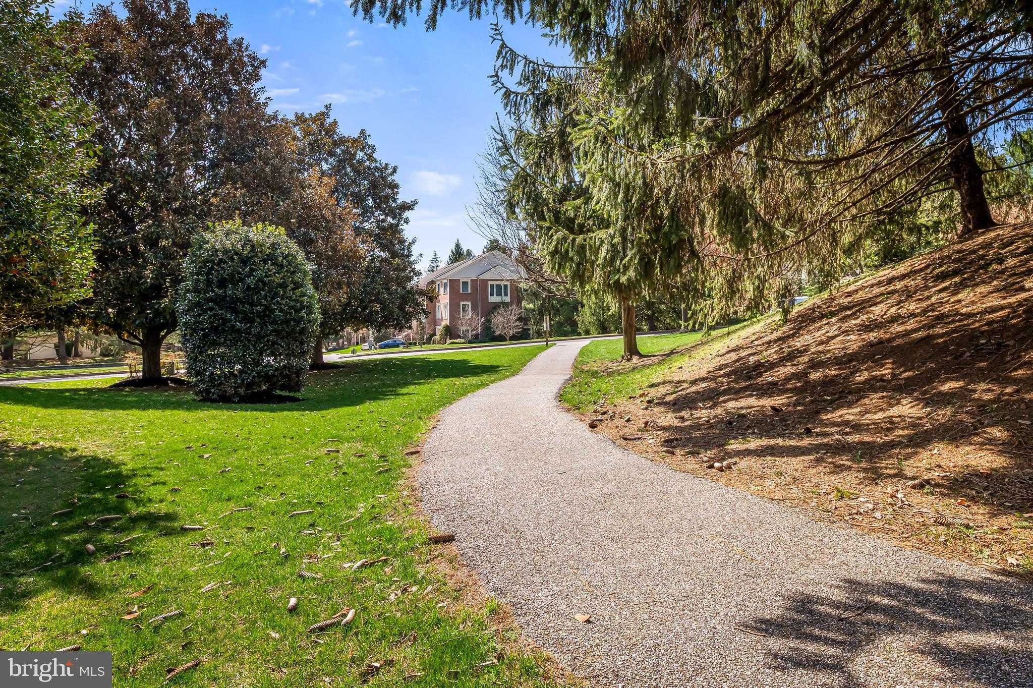 8 Bandon CT Unit 204 photo 22