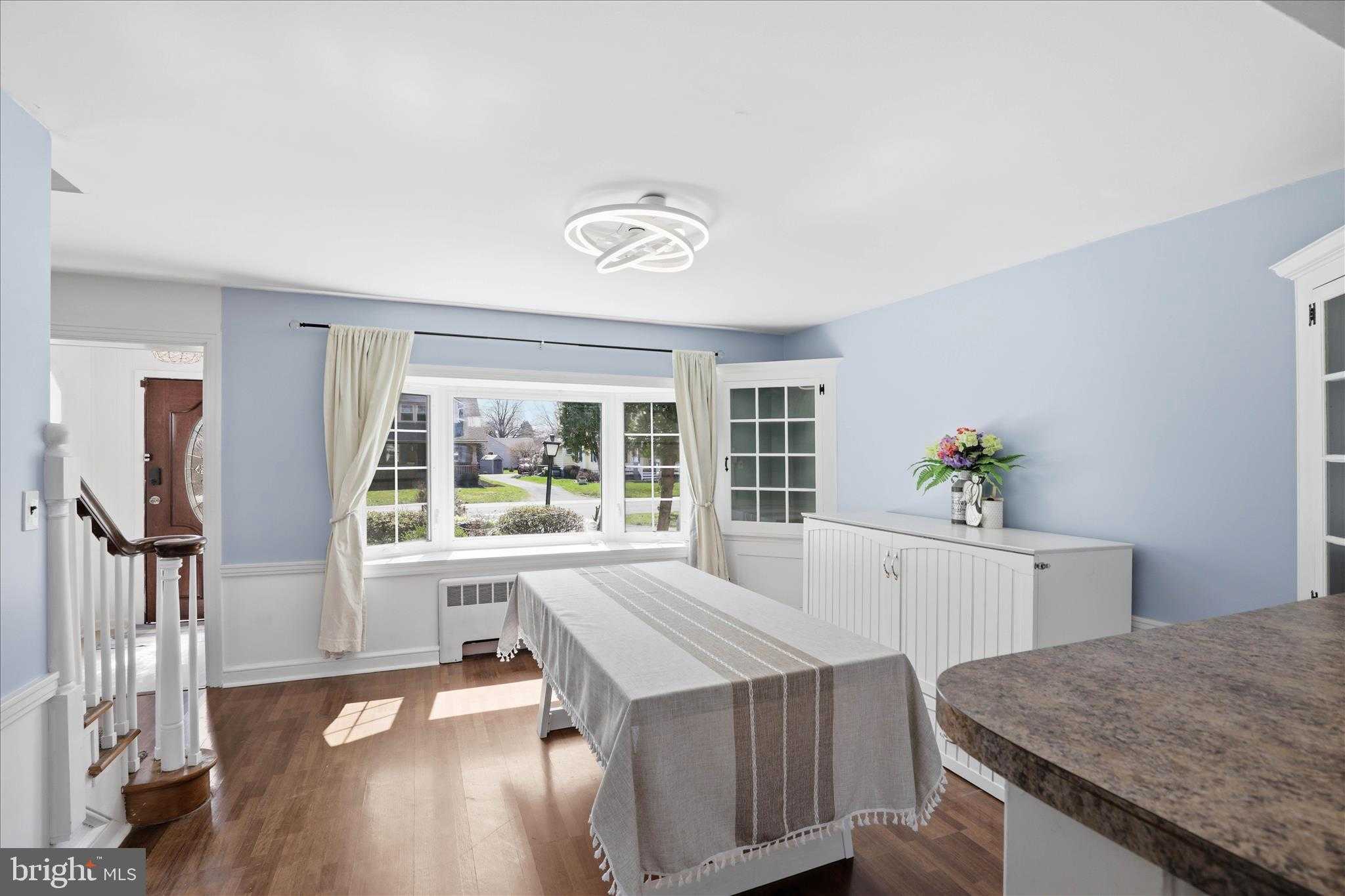 115 E Roseville Rd photo 14