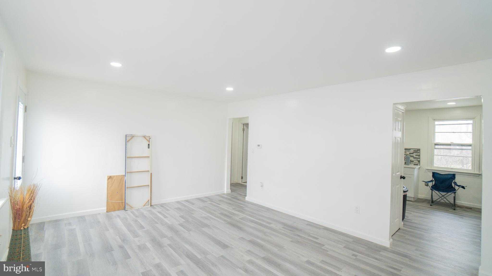 375 S 7th St photo 6