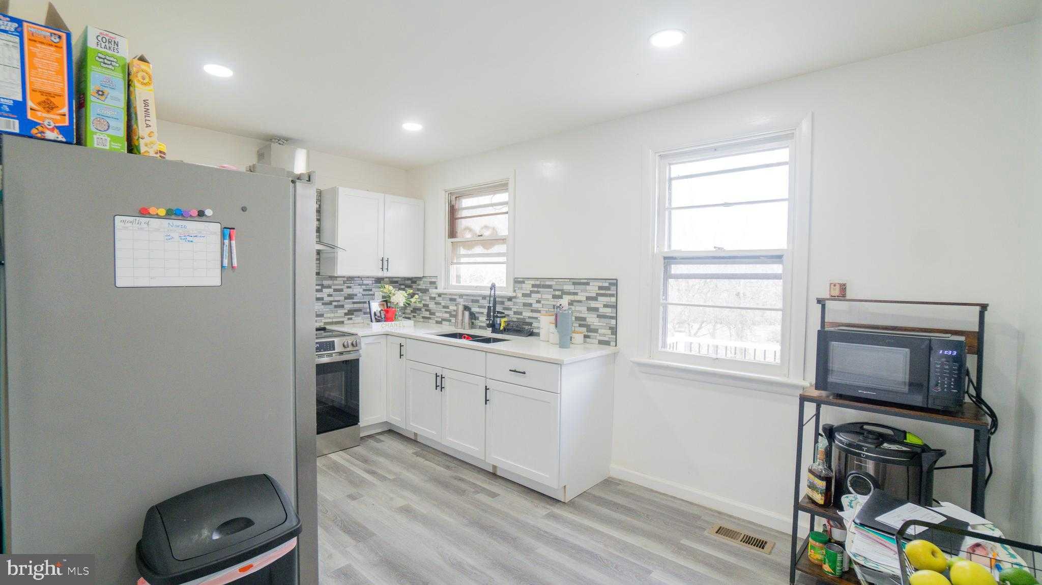 375 S 7th St photo 7