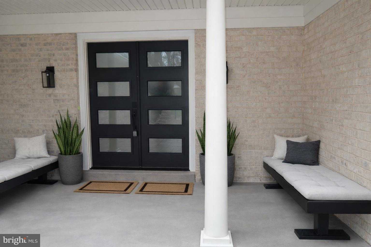 765 Witmer Rd photo 3