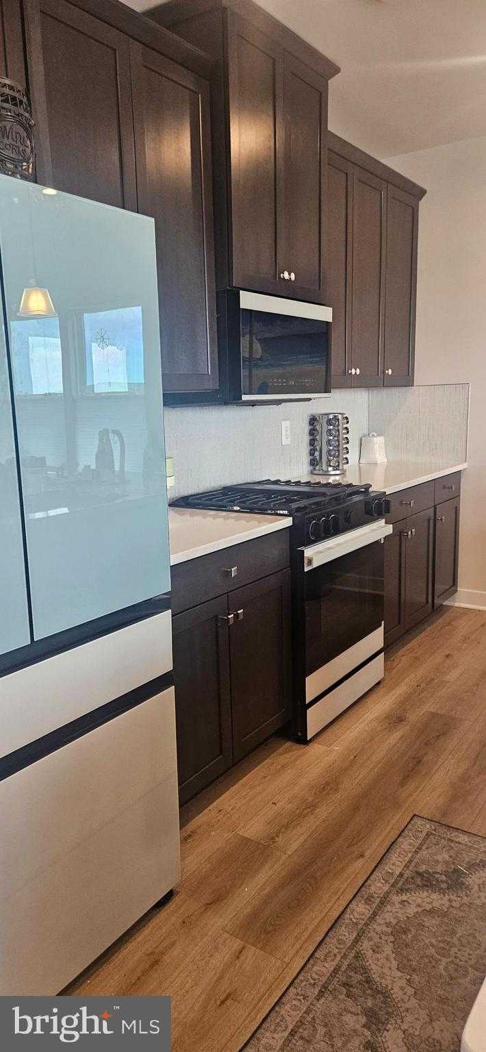 46294 Mount Milstead Ter Unit 400 photo 11