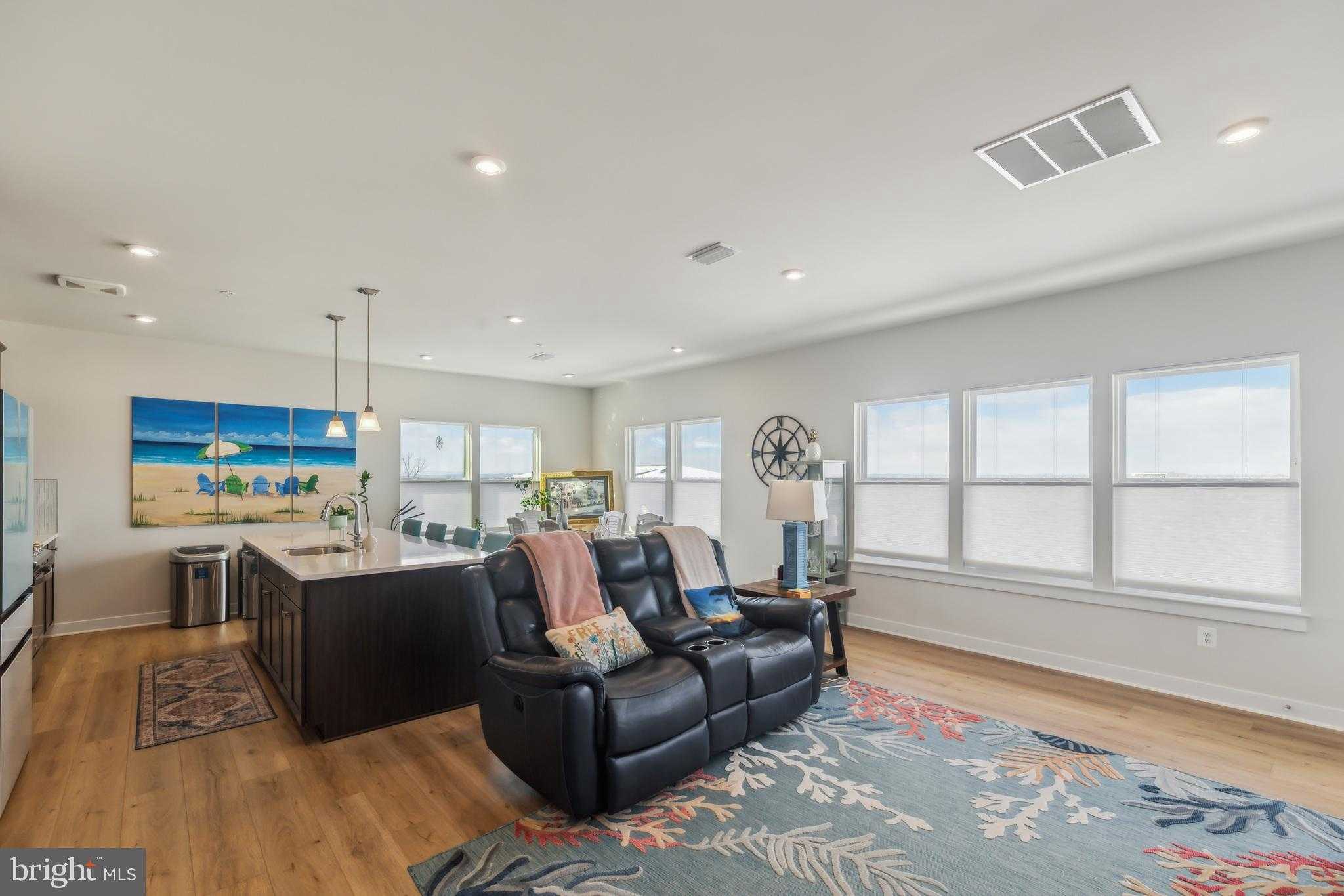 46294 Mount Milstead Ter Unit 400 photo 8