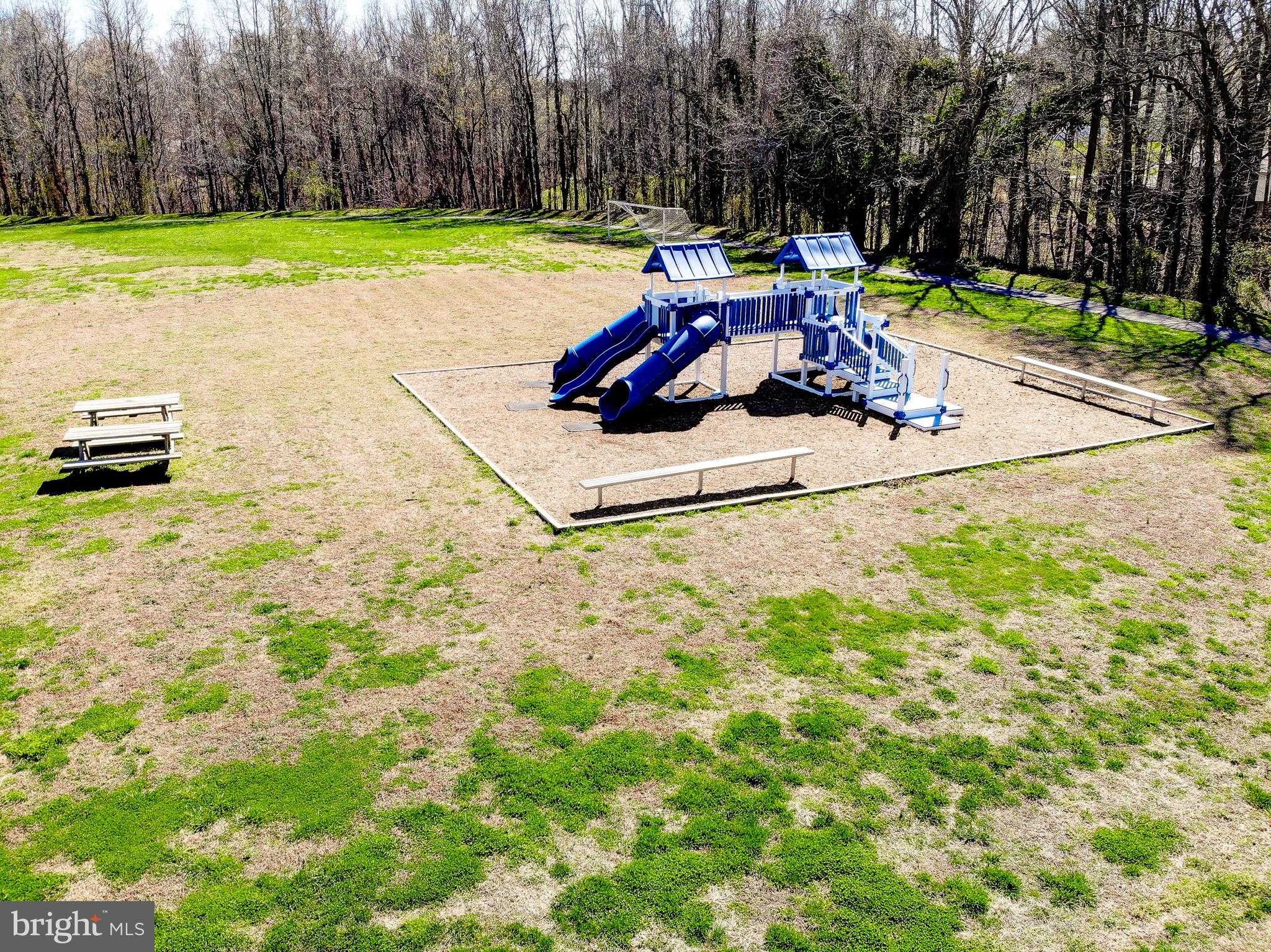 2819 Glasgow Way photo 53