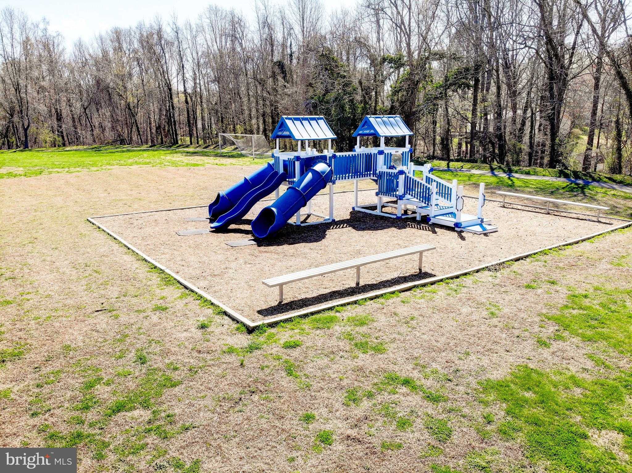 2819 Glasgow Way photo 54