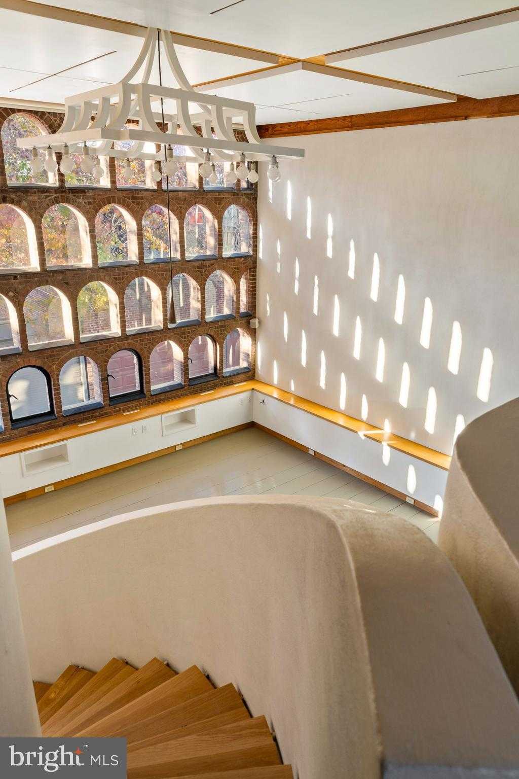 307 S Chadwick St photo 22