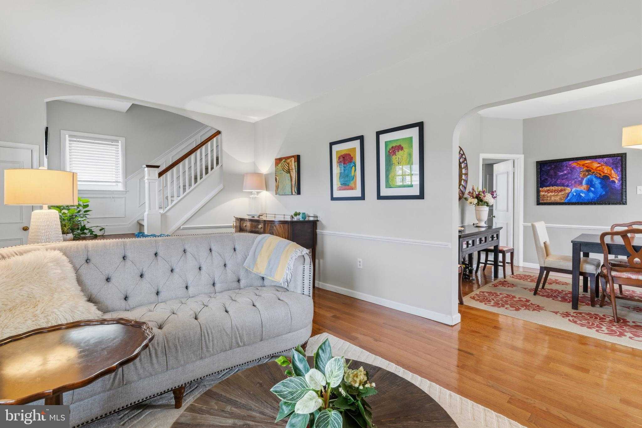 11 Franklin Ave photo 11