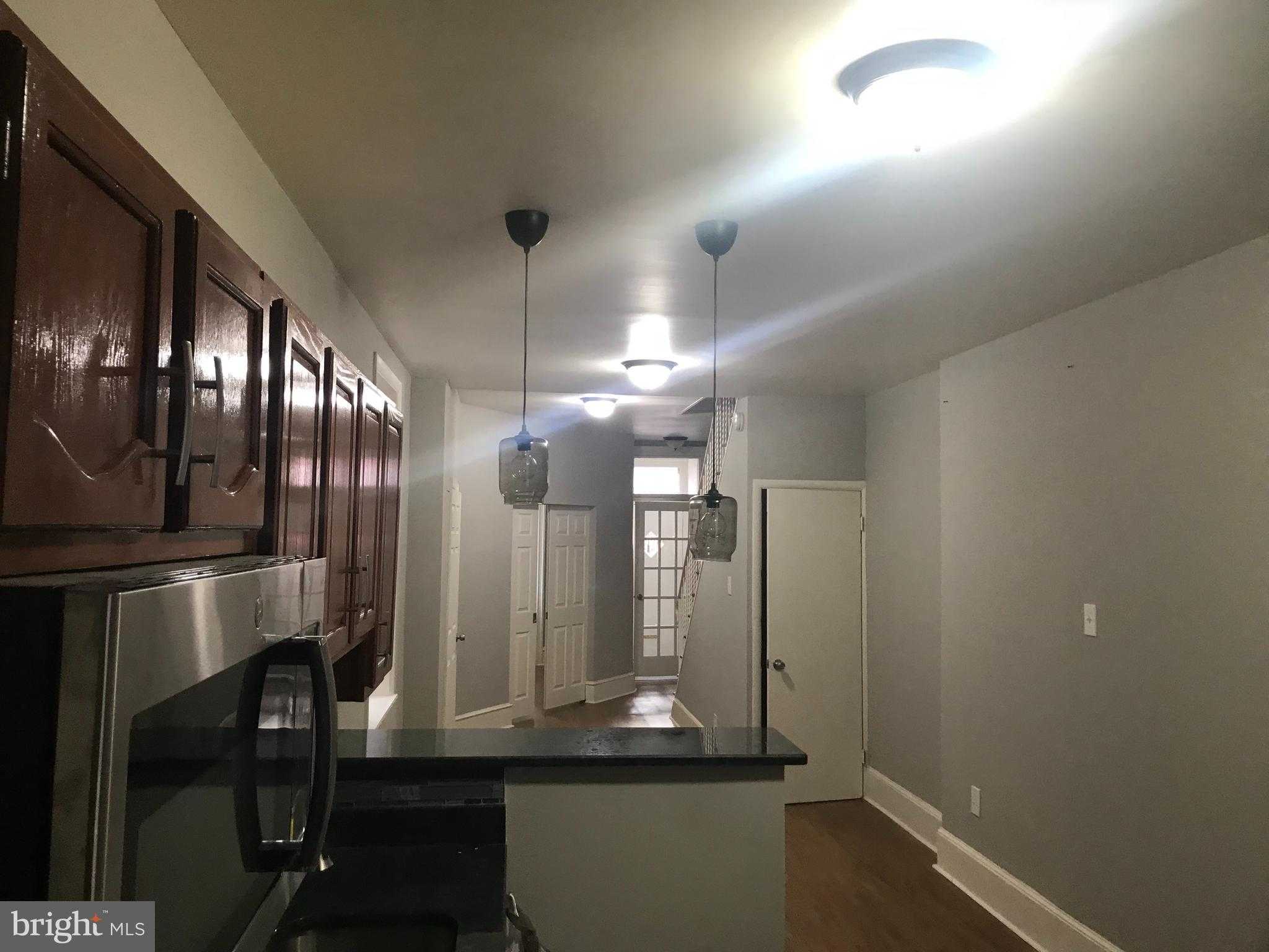 1735 Edgley St photo 6