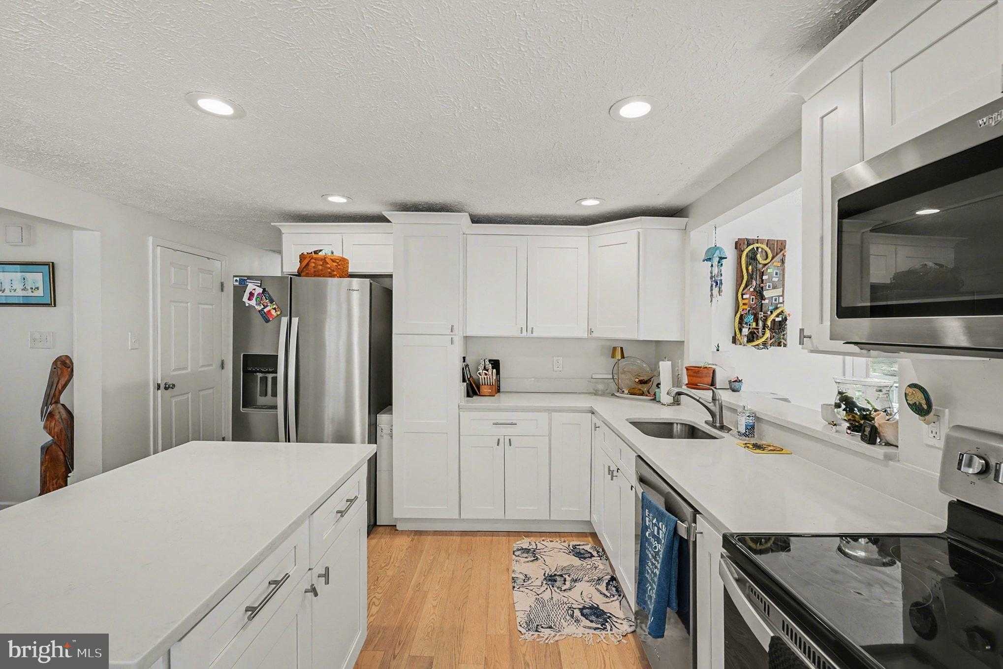 3400 Riverview Dr photo 9