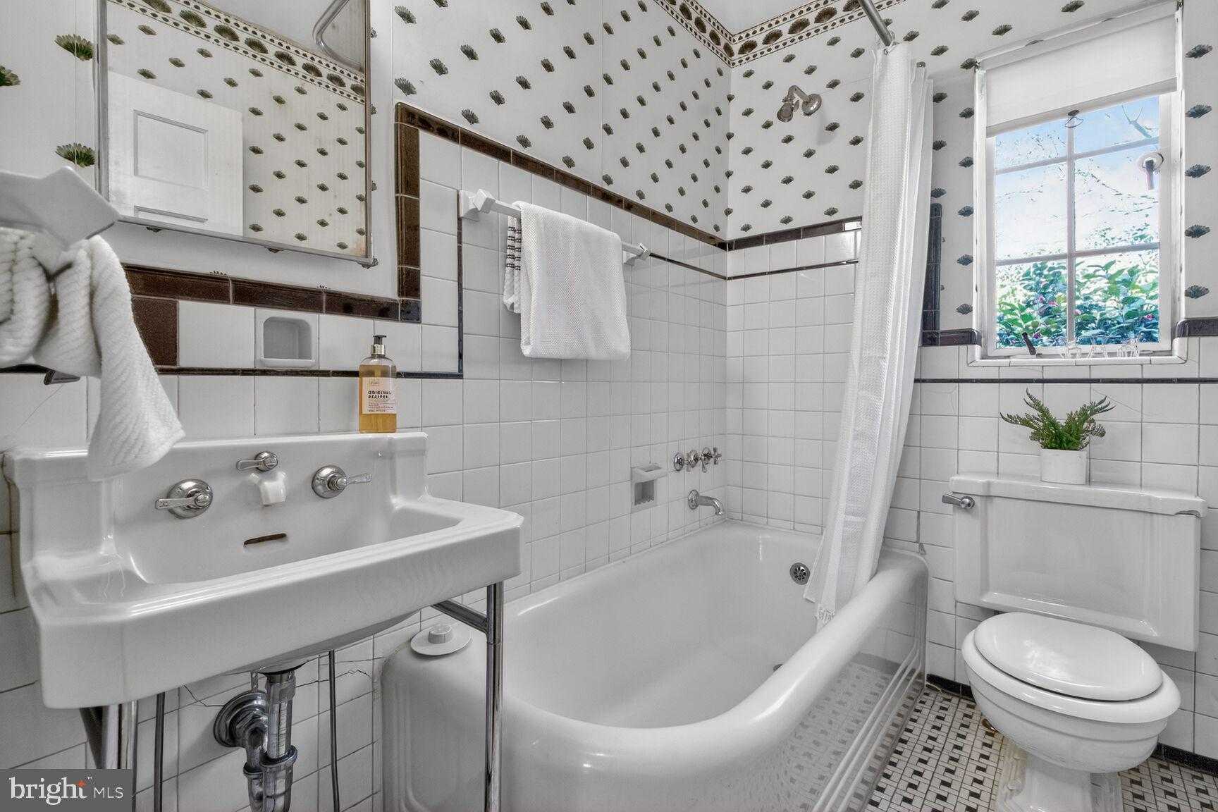 402 Dale Dr photo 12